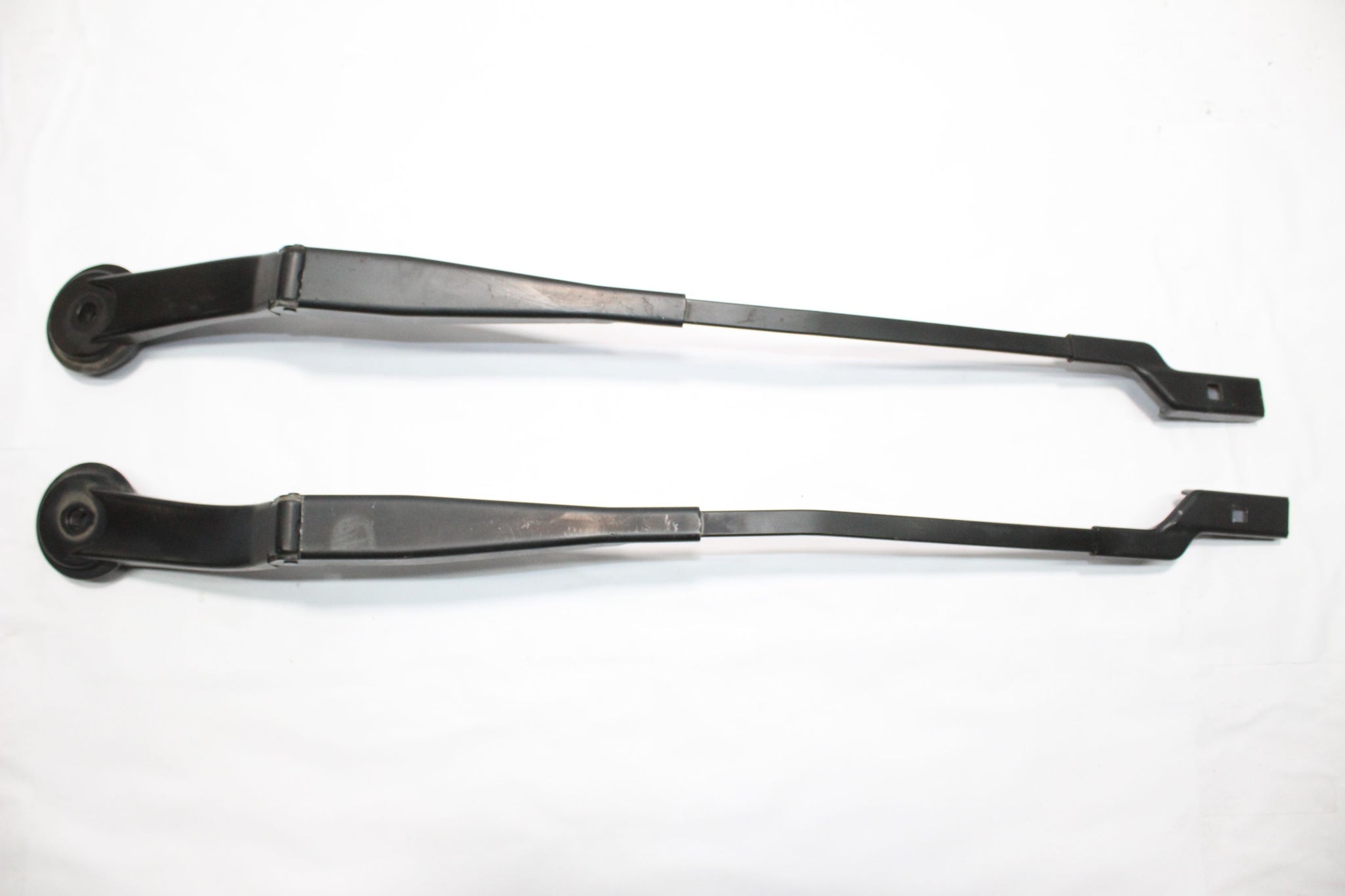 2016 FORD FOCUS MK3 Wiper Arm Pair