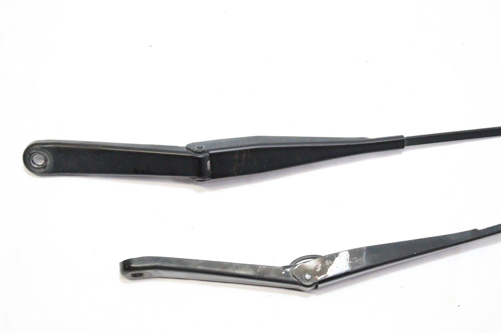 2013 FORD FIESTA Wiper Arm Pair