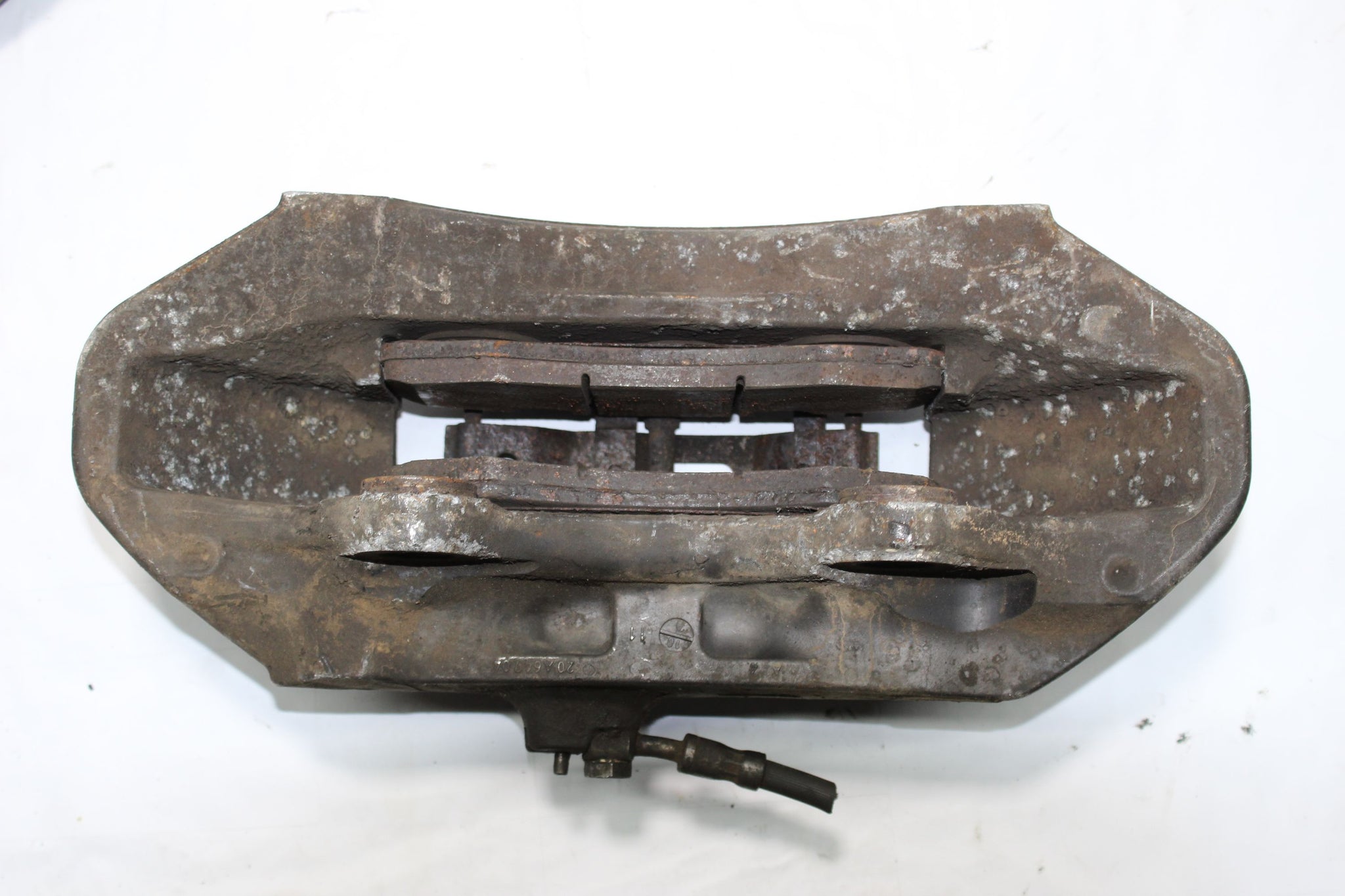 2010 RANGE ROVER VOGUE L322 4.4 Front Brake Calipers (snapped bleed nipples)
