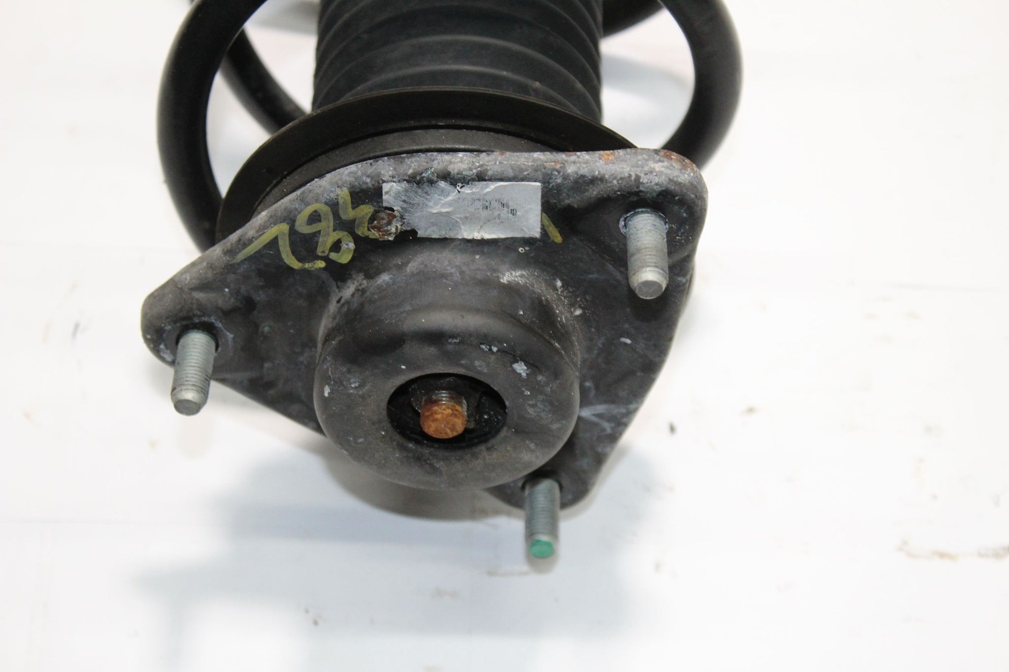 2019 HYUNDAI I40 1.6 Right side Front Suspension Leg