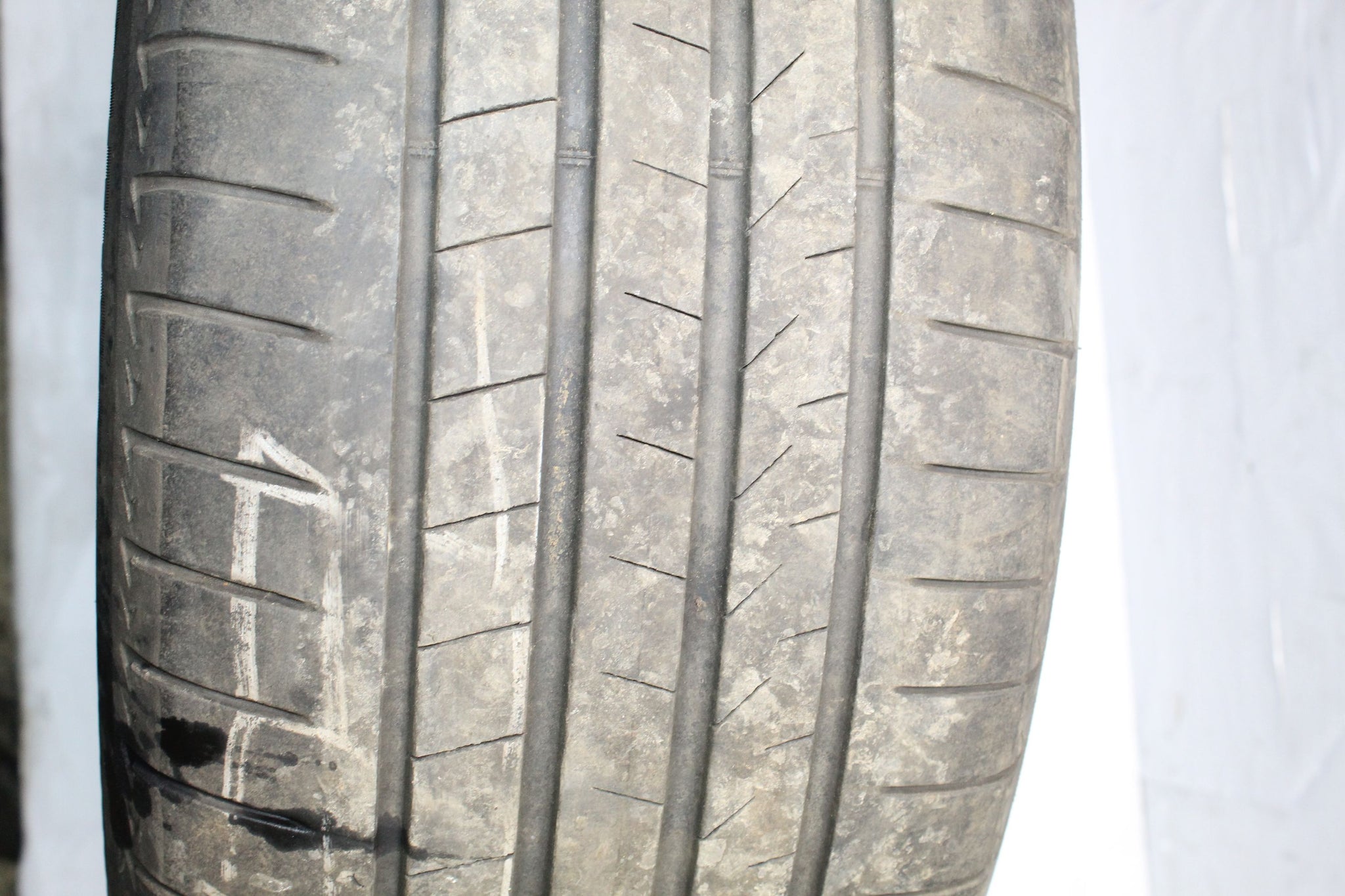 2014 RANGE ROVER VOGUE Alloy Wheel with Tyre 255 / 50  R20 5.2MM
