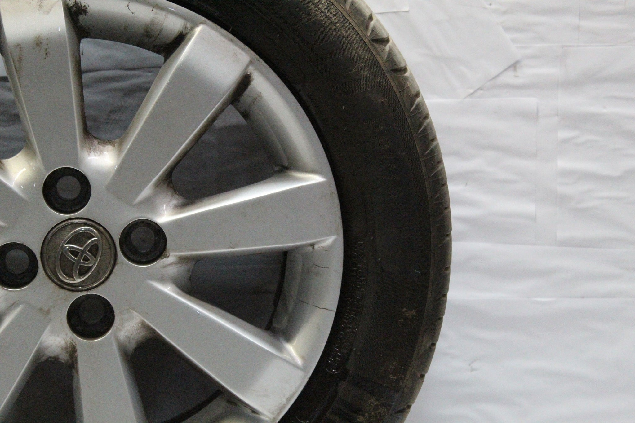 2011 TOYOTA YARIS Alloy Wheel with Tyre 185/60 R15 6.9MM