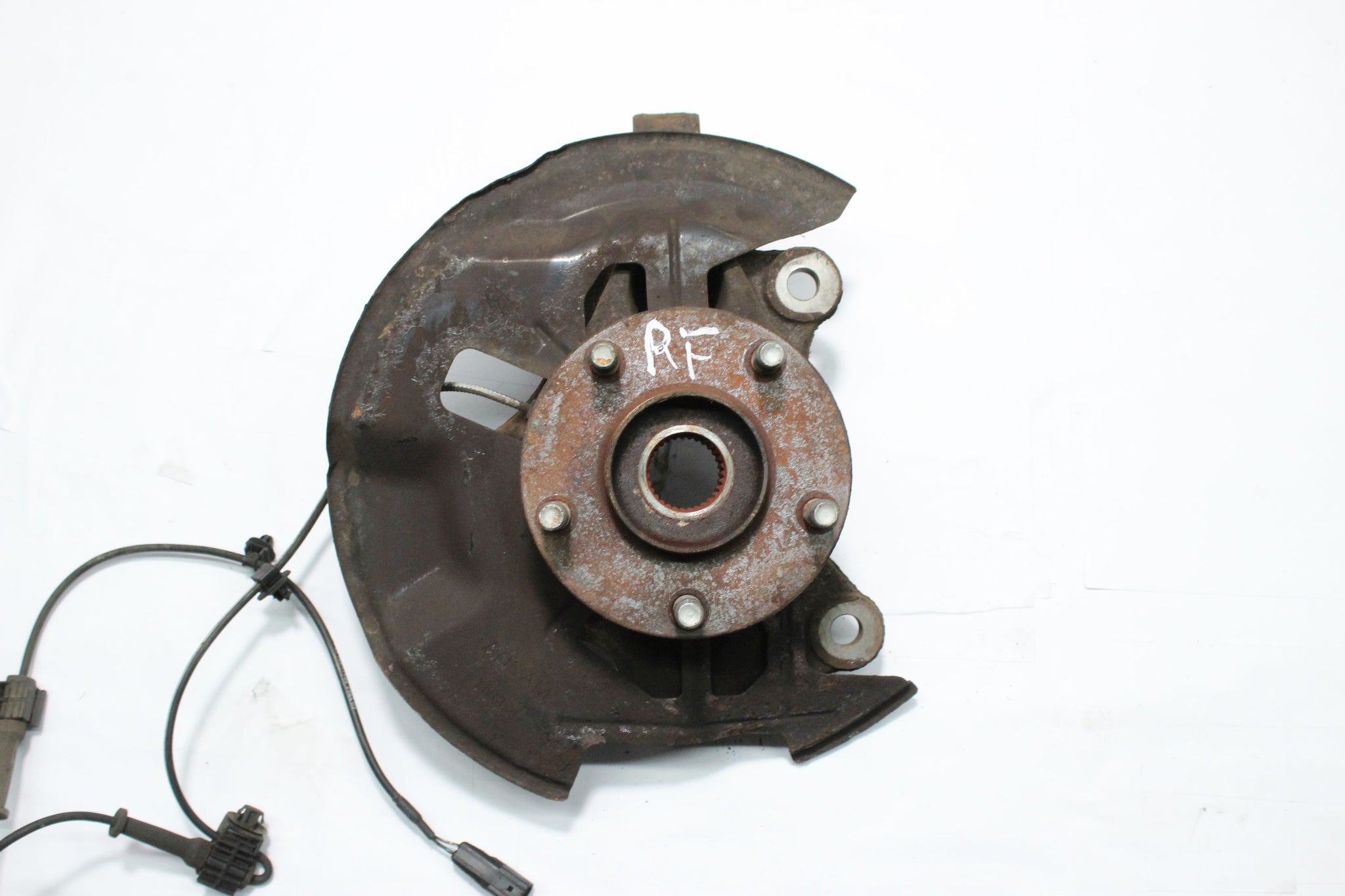 2015 MAZDA 6 2.2 Right side Front Wheel Hub