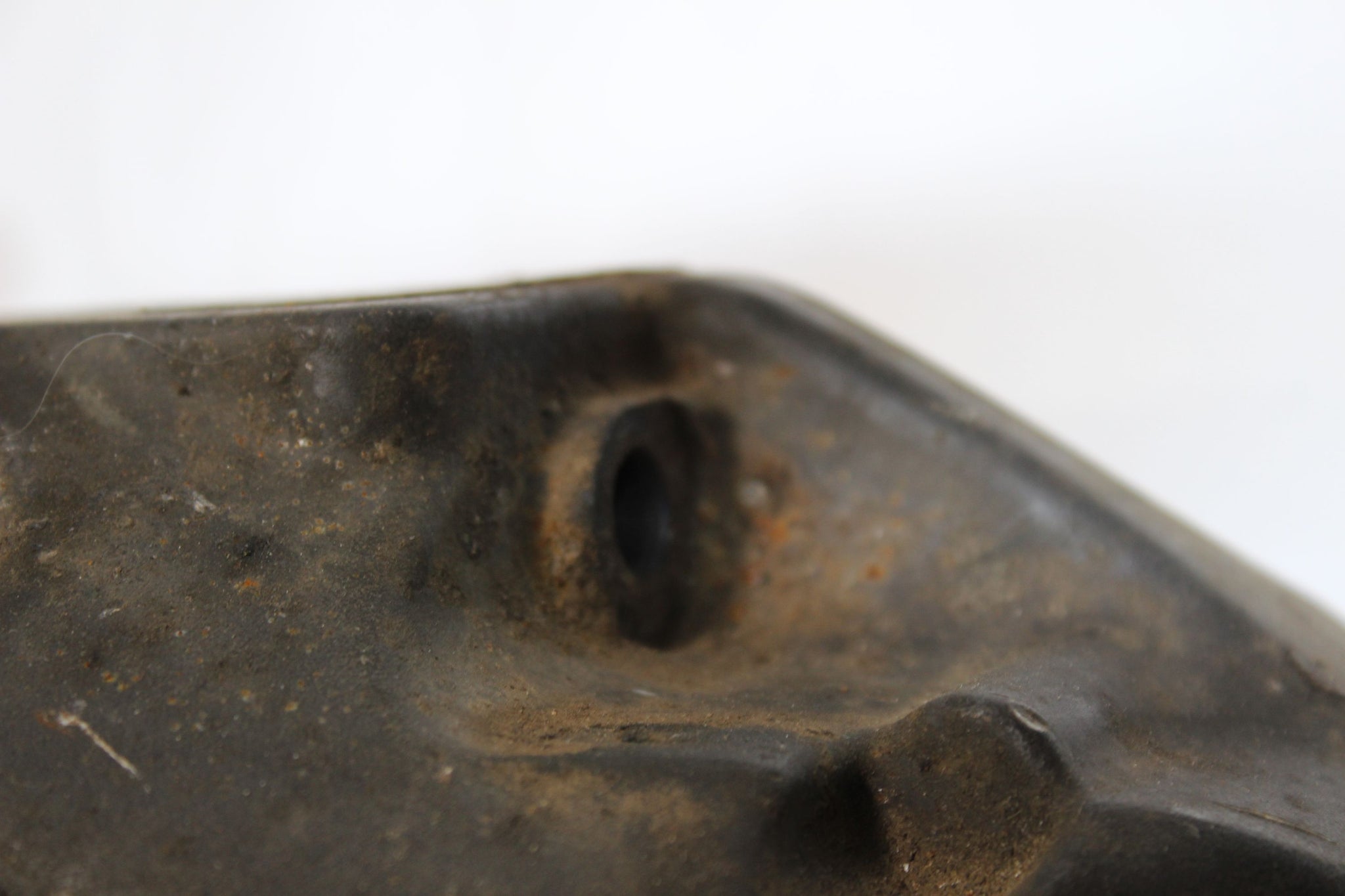 2010 RANGE ROVER VOGUE L322 4.4 Front Brake Calipers (snapped bleed nipples)