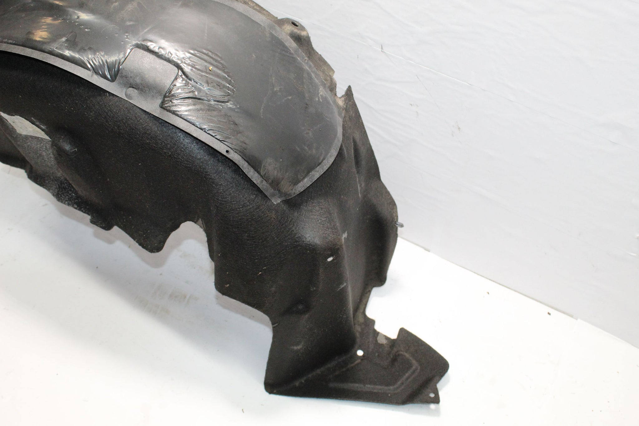 2012 MERCEDES B CLASS W246 RIGHT SIDE REAR SPLASH GUARD