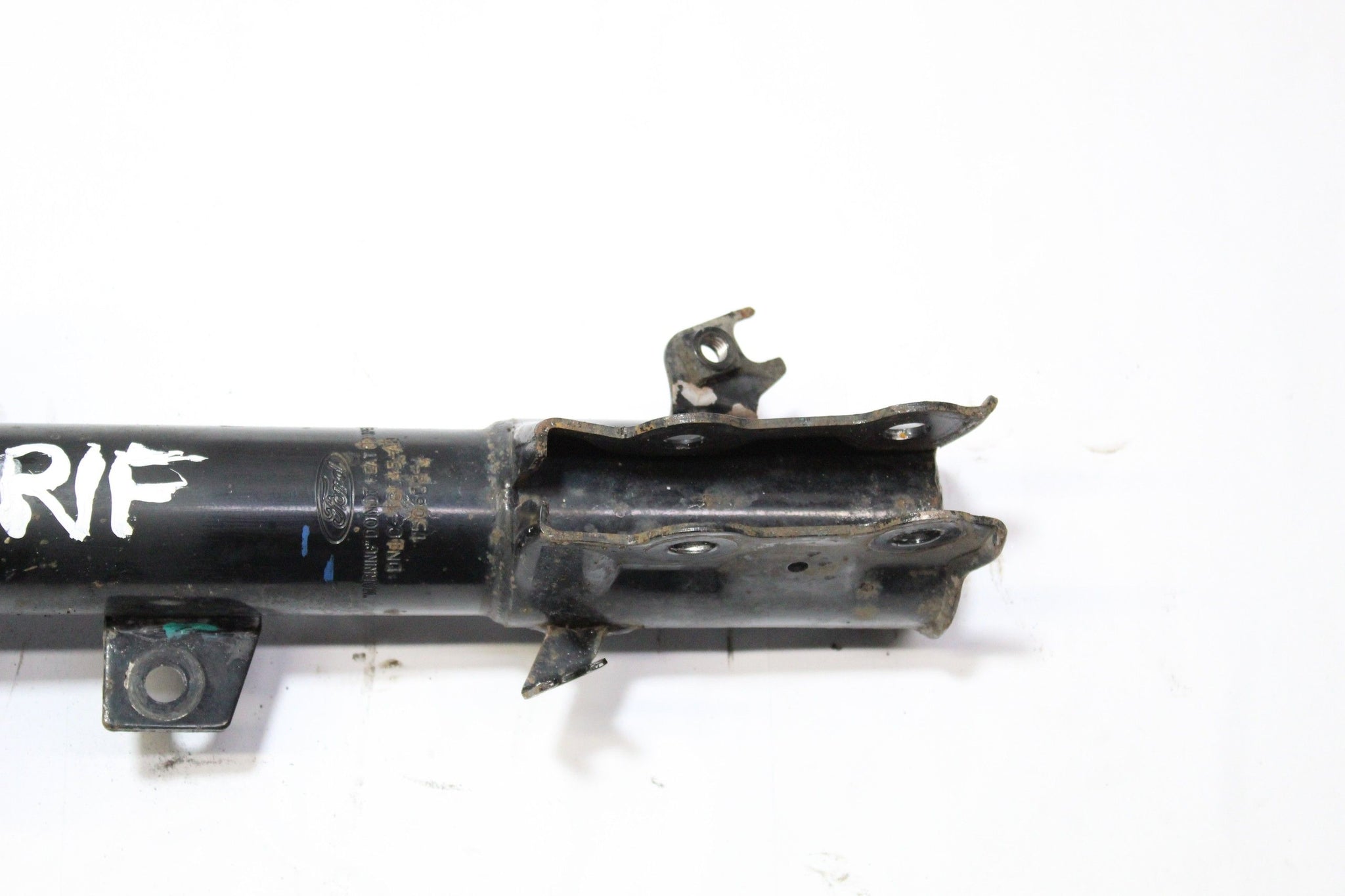 2015 FORD ECOSPORT 1.0 Right side Front Suspension Leg