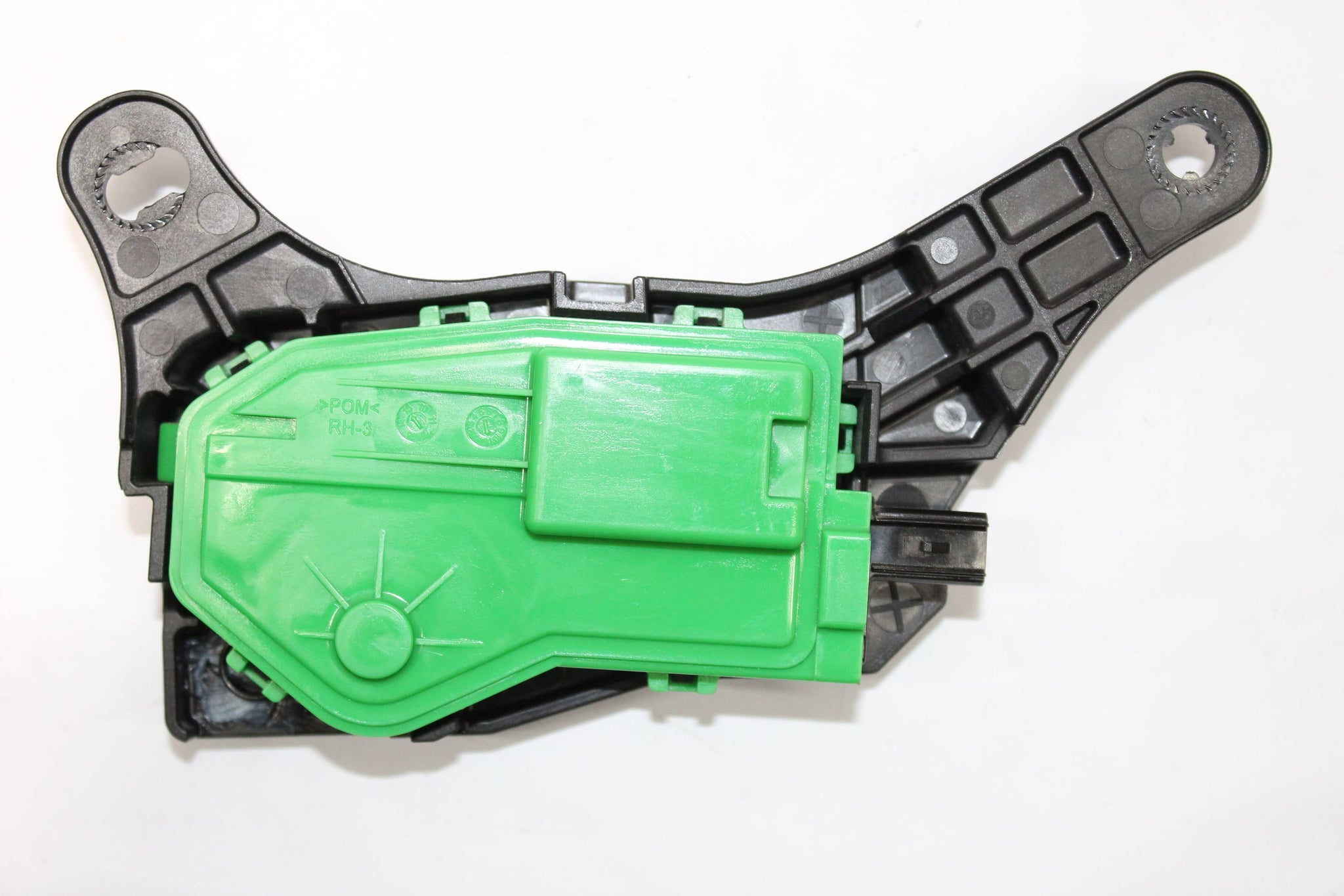2016 HYUNDAI I30 MK2 Fuel Filler Door Flap Motor Actuator