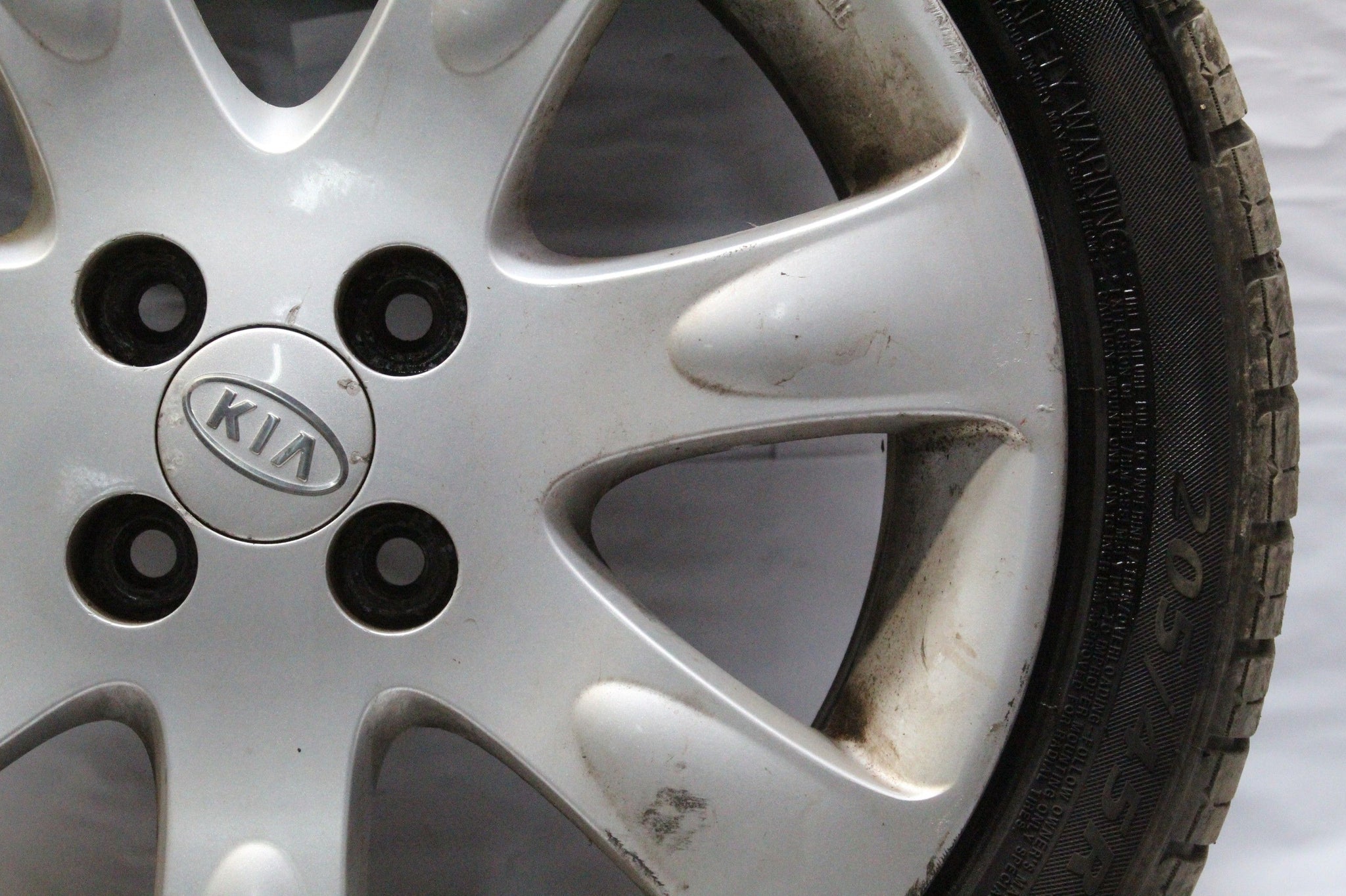 2009 KIA RIO Alloy Wheel with Tyre 205/45 R16 6.6MM