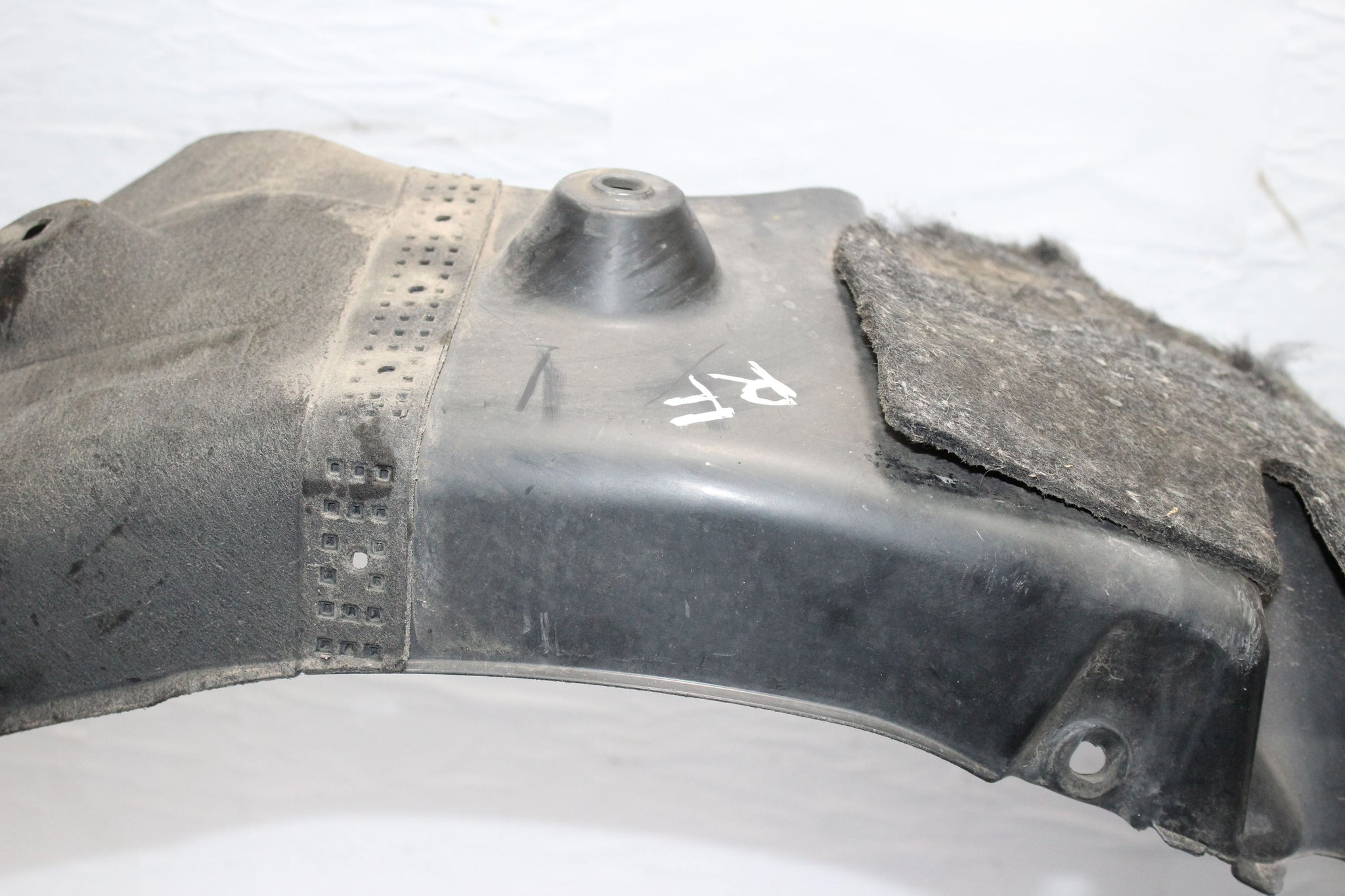 2019 HYUNDAI I40 Right side Front Splash Guard 86816-3Z000