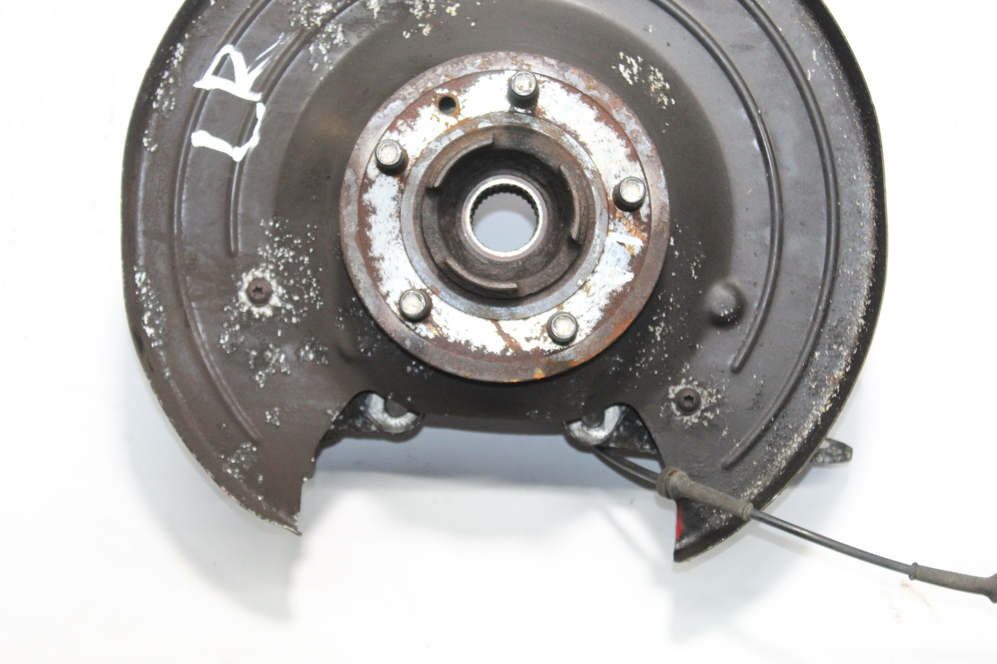 2013 RANGE ROVER VOGUE L405 4.4 Left side Rear Wheel Hub
