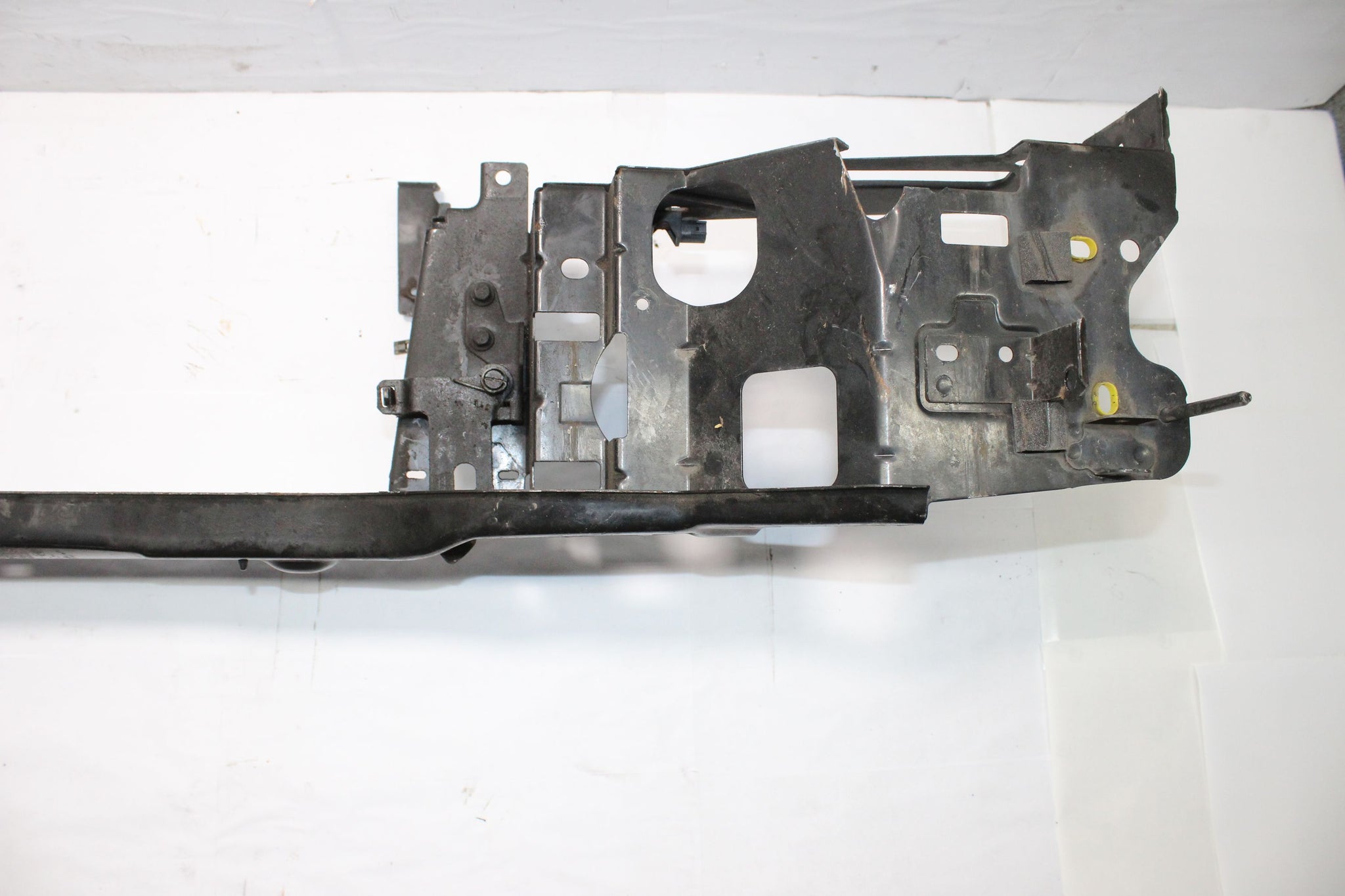 2010 VOLVO XC90 2.4 Front Bumper Support Slam Panel