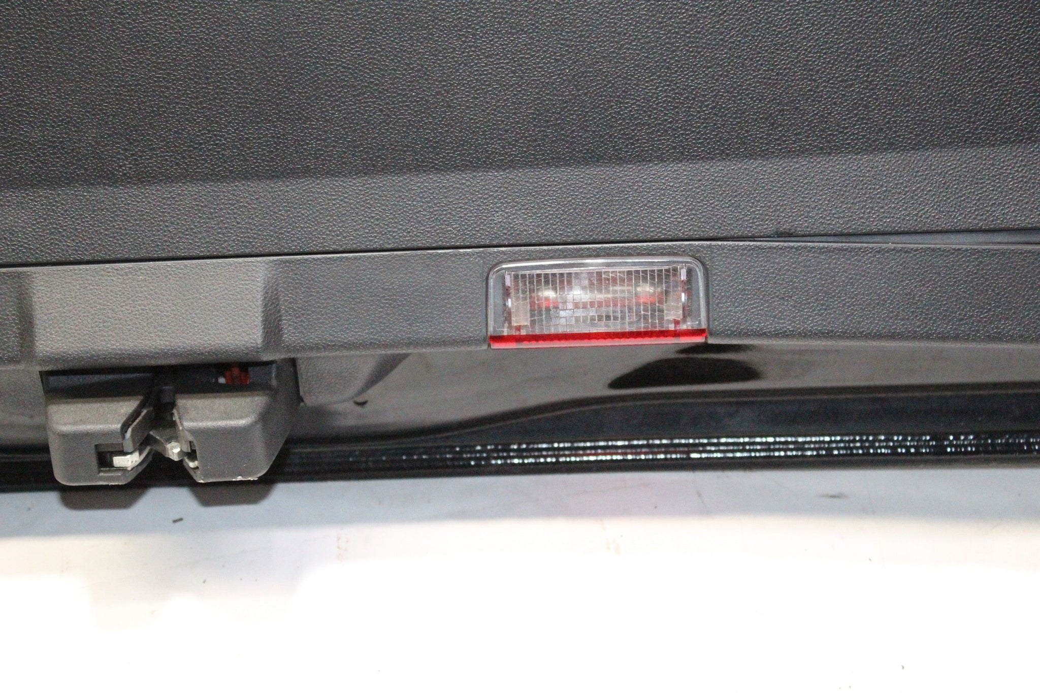 2010 MERCEDES W245 B180 Complete Tailgate BLACK