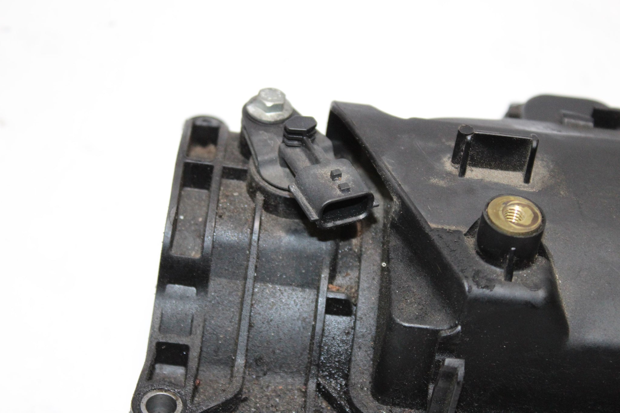 2014 RENAULT CLIO MK4 1.5 Diesel Rocker Valve Cover 8200629199