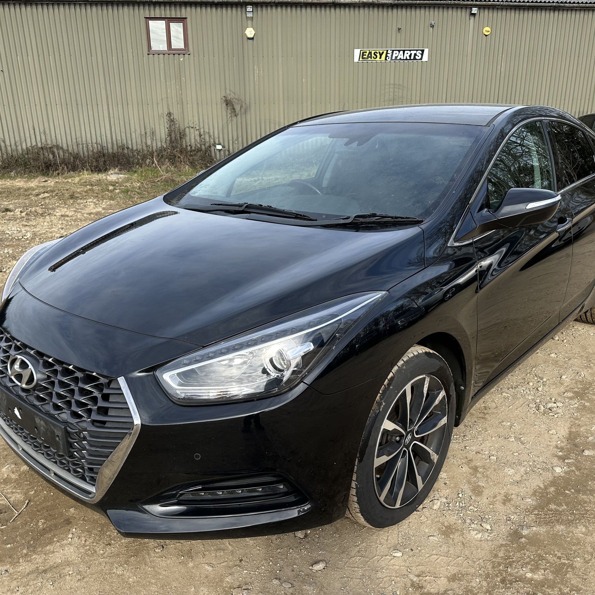 2019 HYUNDAI I40 FRONT WINDSCREEN WIPER ARMS (PAIR)