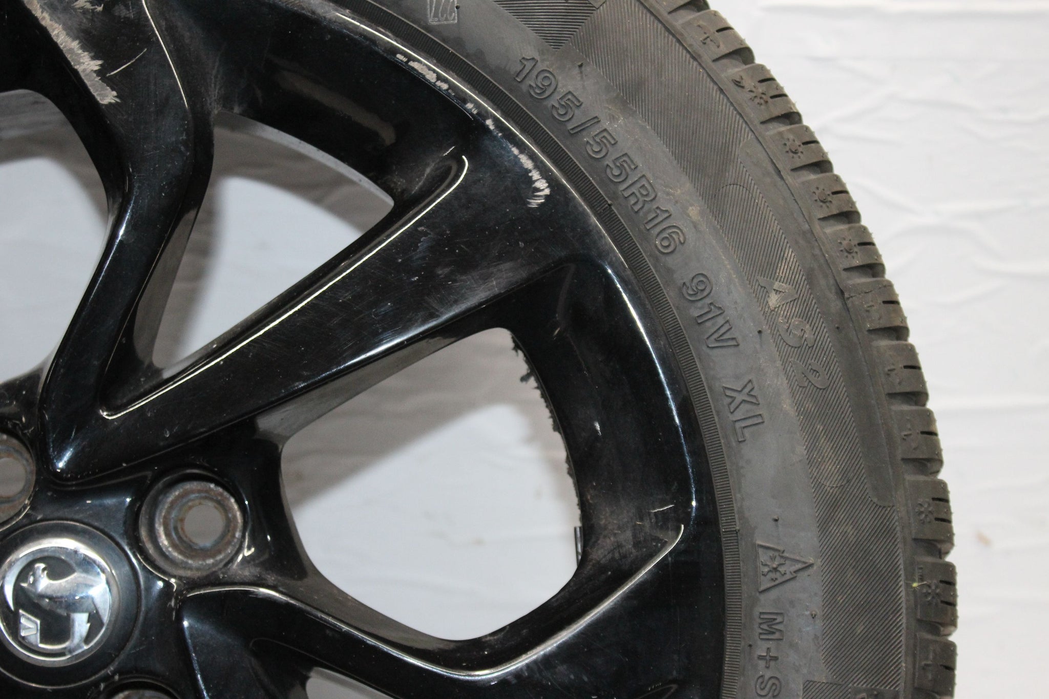2019 VAUXHALL CORSA E Alloy Wheel with Tyre 195 / 55 R16 7.32MM