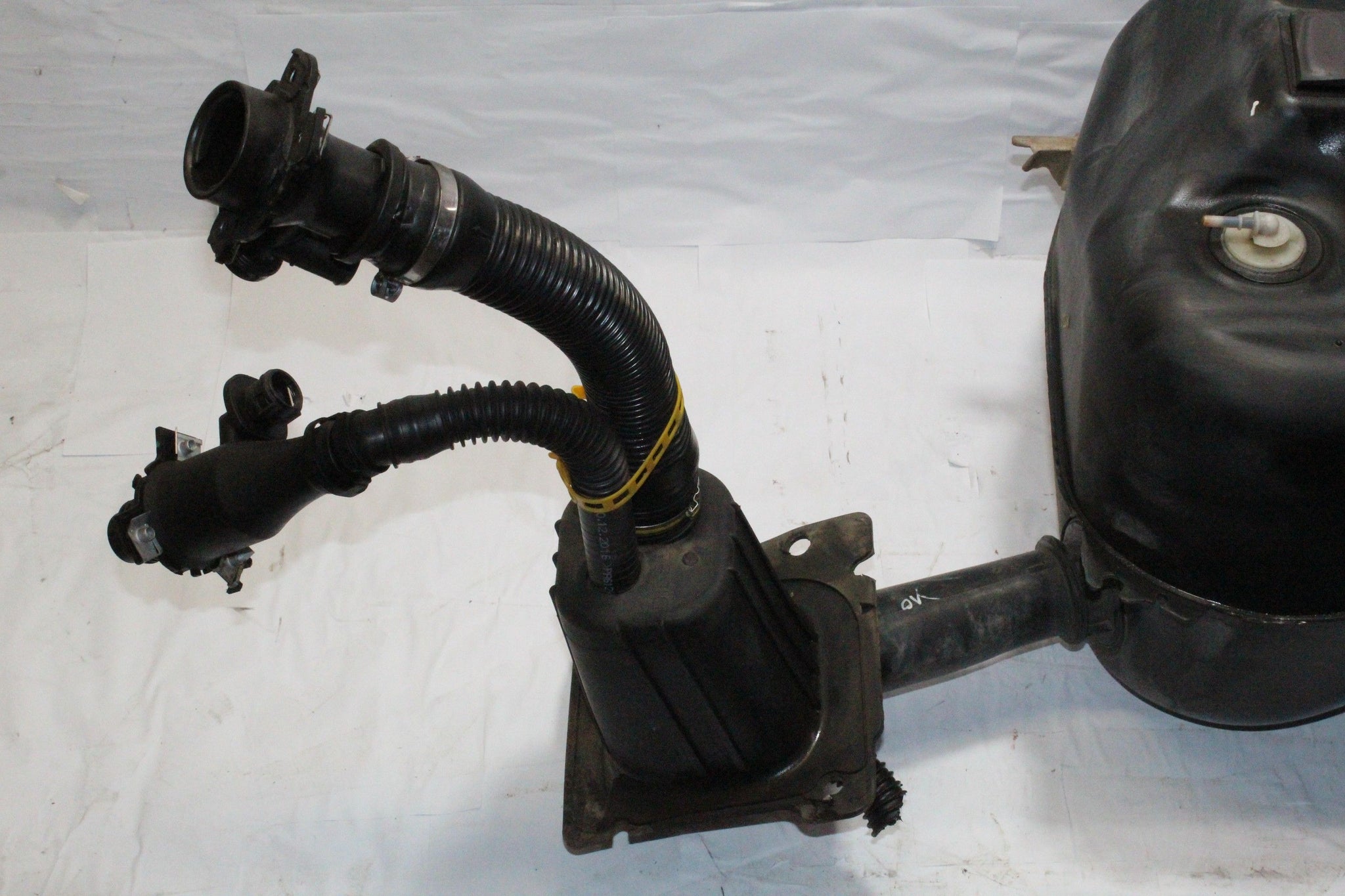 2017 PEUGEOT BOXER 335 2.0 Diesel Fuel Tank with Fuel Sender