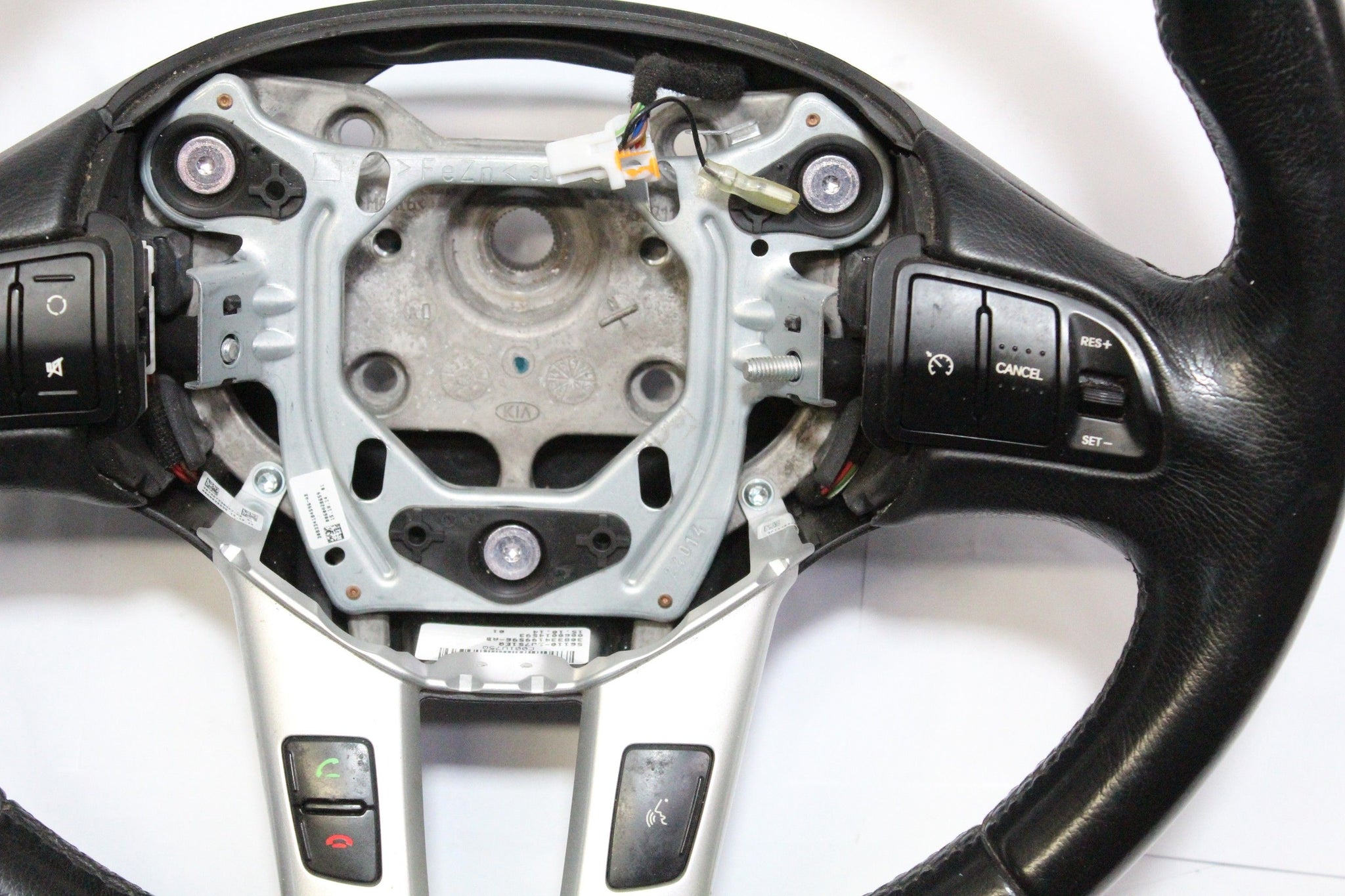 2014 KIA SPORTAGE Multifunction Steering Wheel