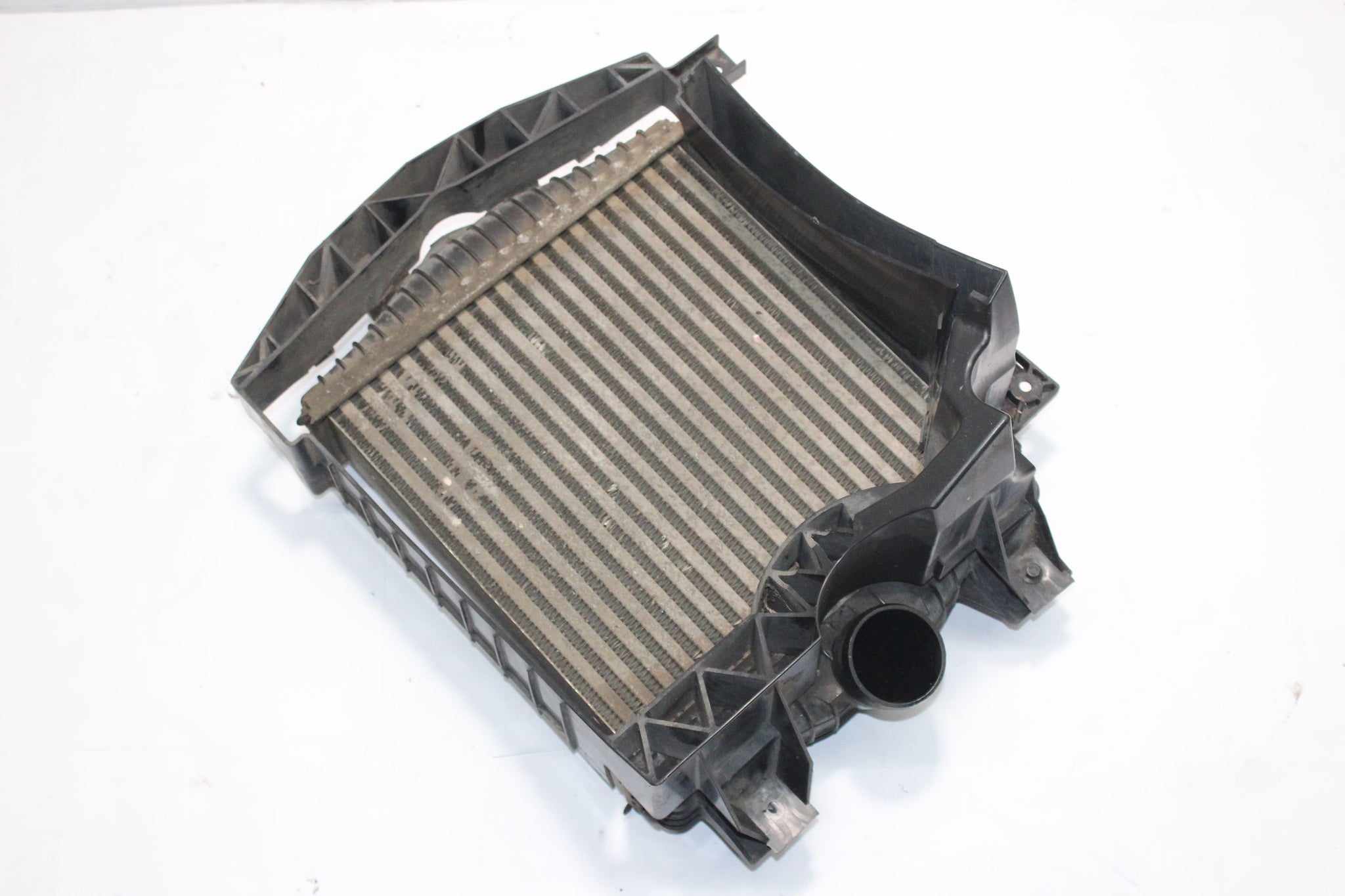 2014 RANGE ROVER VOGUE L405 4.4 Intercooler with Air Deflector Duct