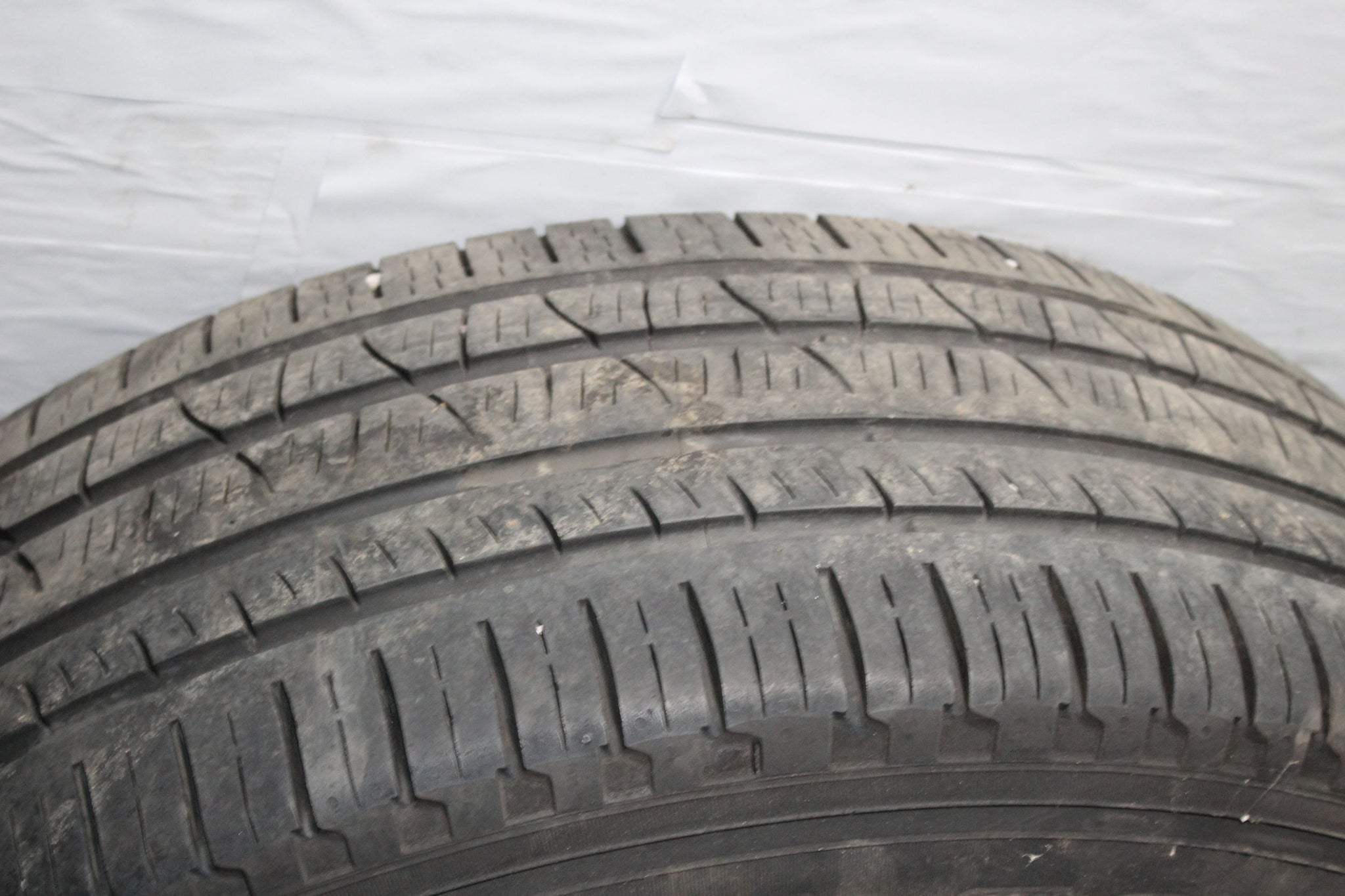 2016 RANGE ROVER EVOQUE Alloy Wheel with Tyre 235 / 60 R18 5.3MM