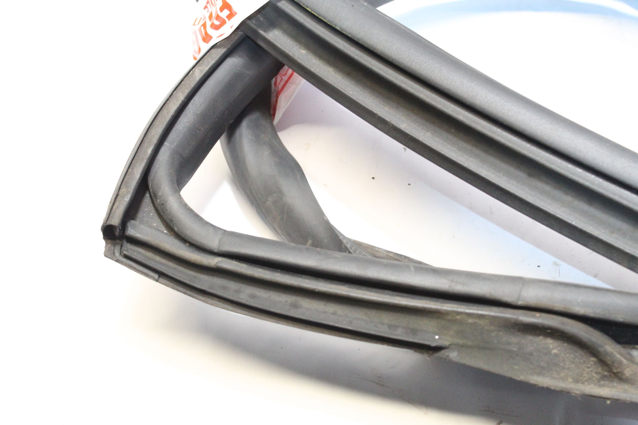 2017 MASERATI GHIBLI Right side Rear Door Seal Rubber