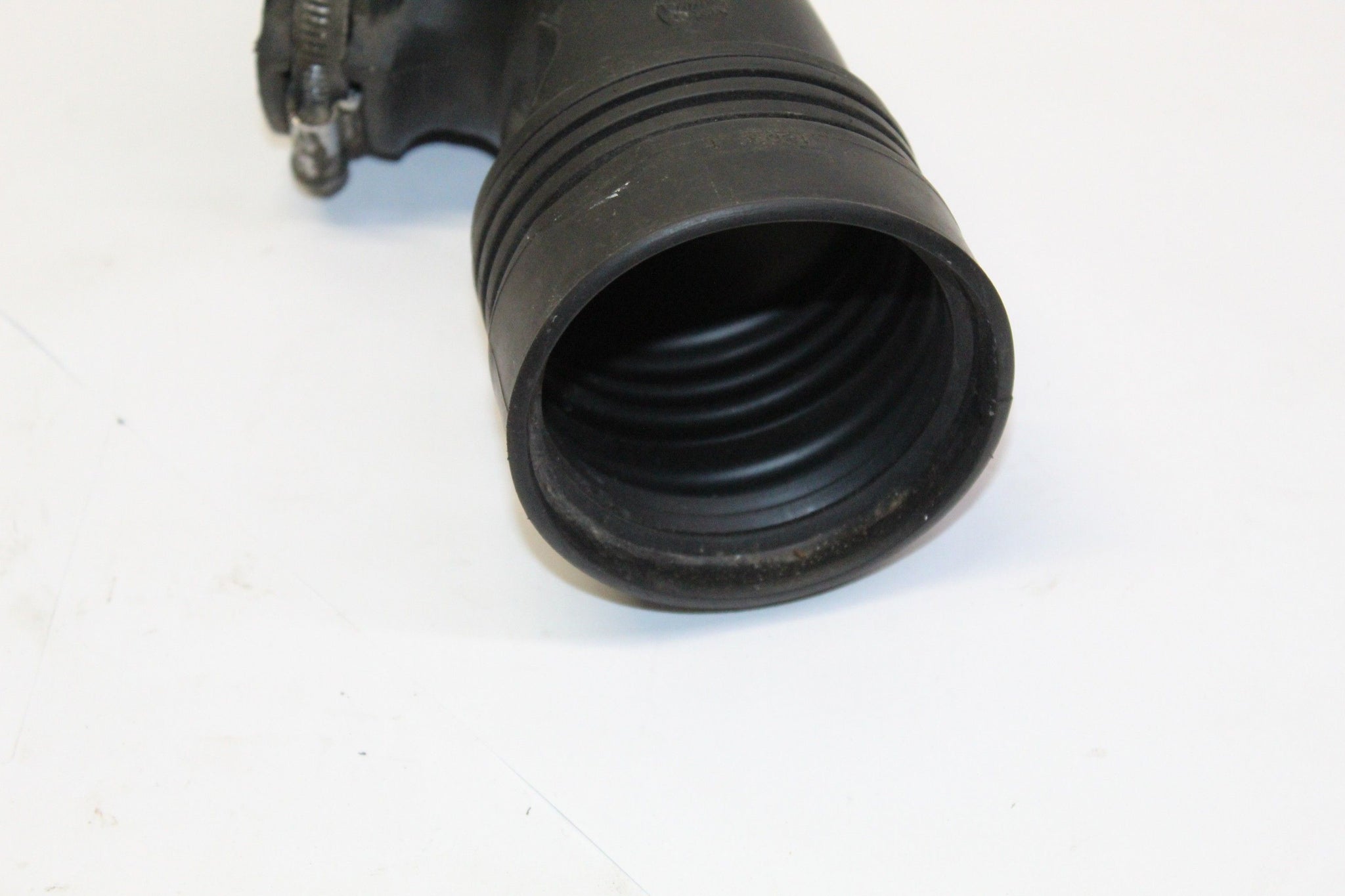 2010 PEUGEOT 308 1.6 Air Filter Pipe Hose 7563812