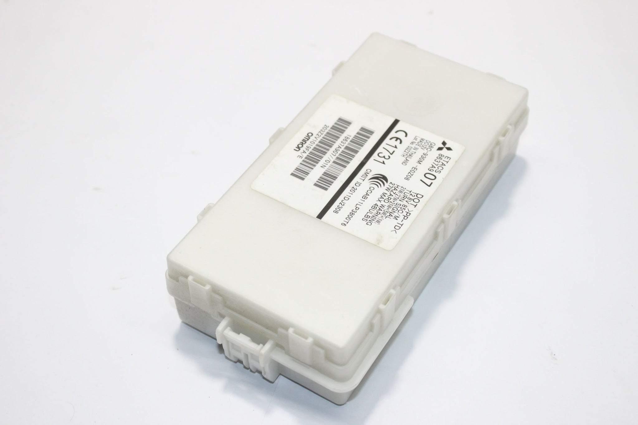 2013 MITSUBISHI MIRAGE 1.2 Fuse Box Convenience Module 18637A907 8637A907