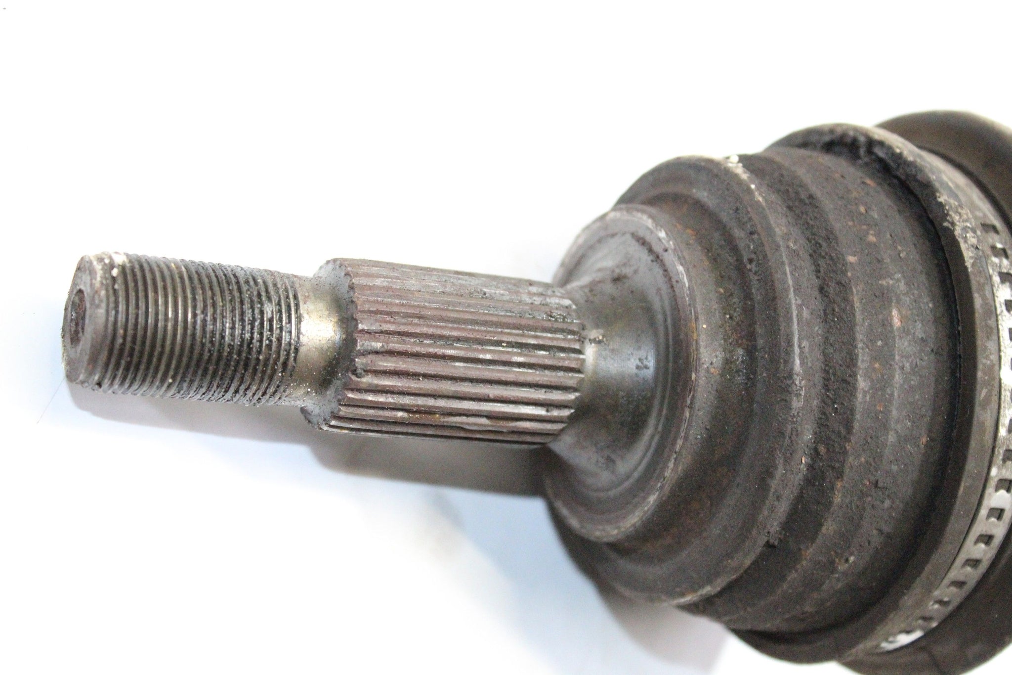 2015 CITROEN C4 1.6 Diesel Automatic Right side Front Driveshaft 9677570880