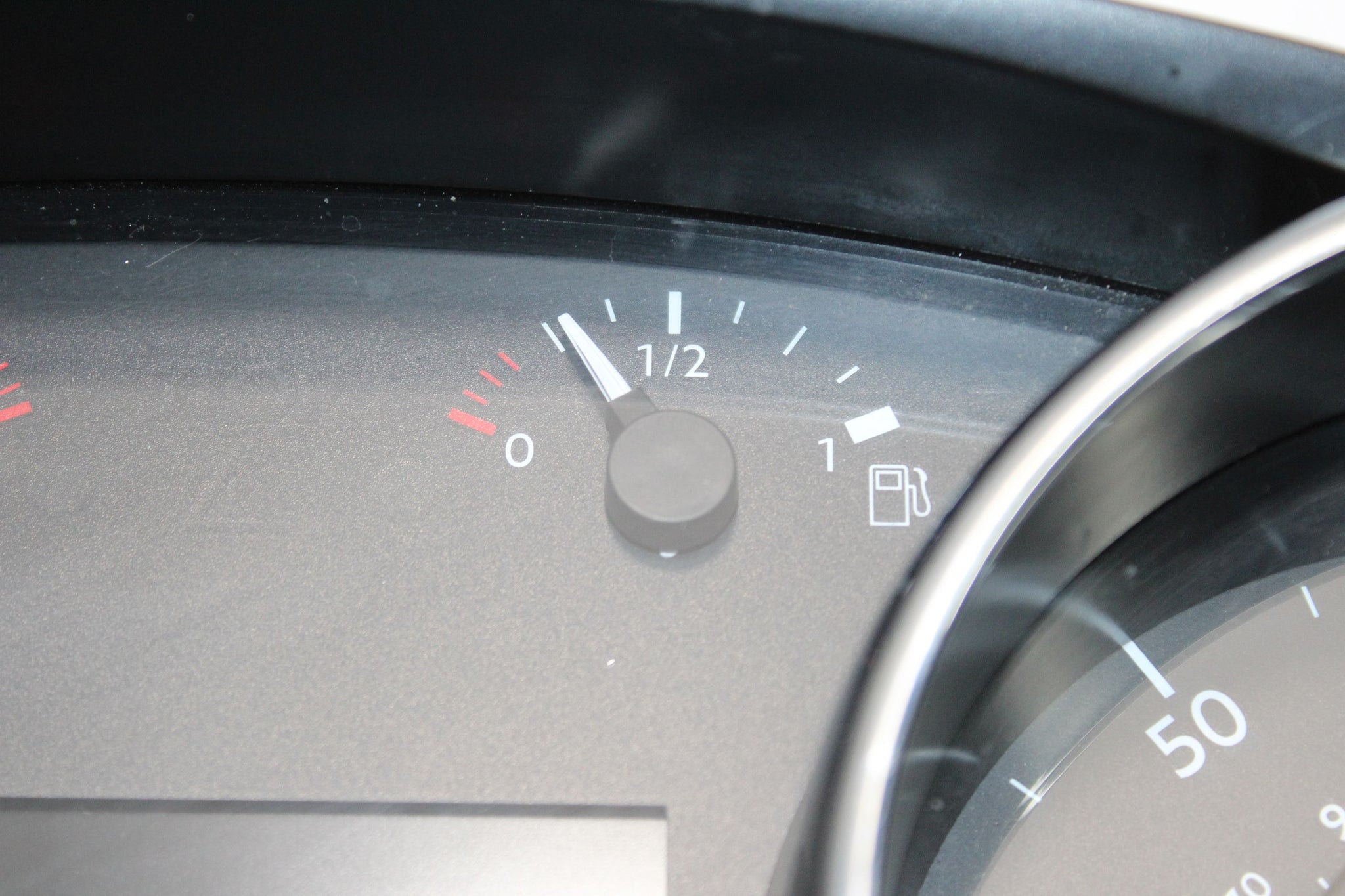 2014 PEUGEOT 5008 1.6 Speedo Instrument Cluster 9804898580