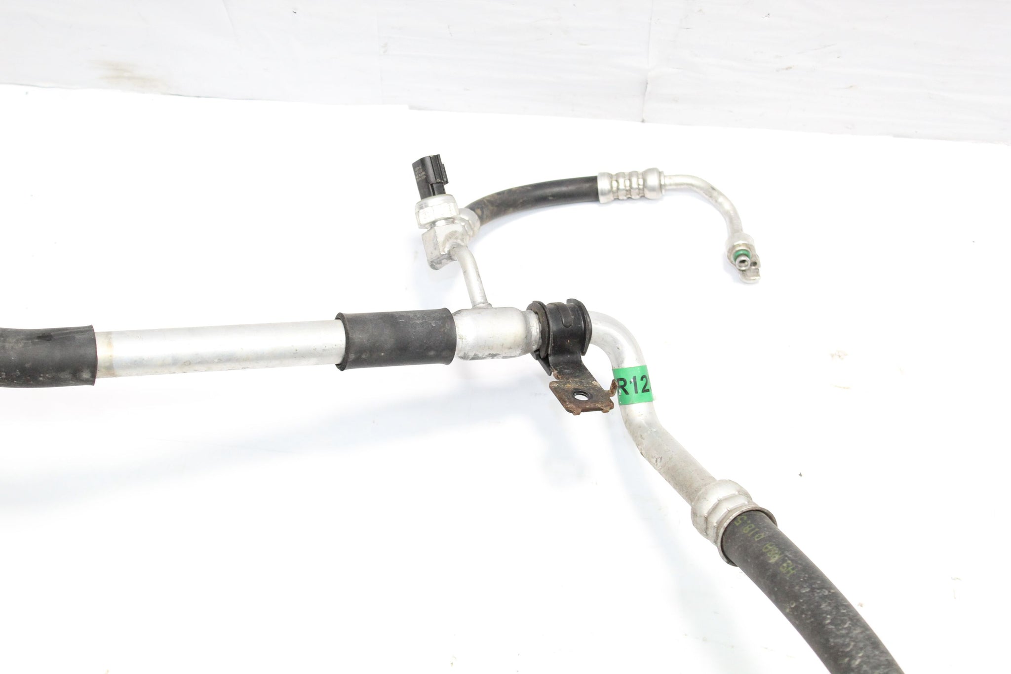 2017 HYUNDAI I30 MK3 1.4 Air Con Pipe 97775-G4350