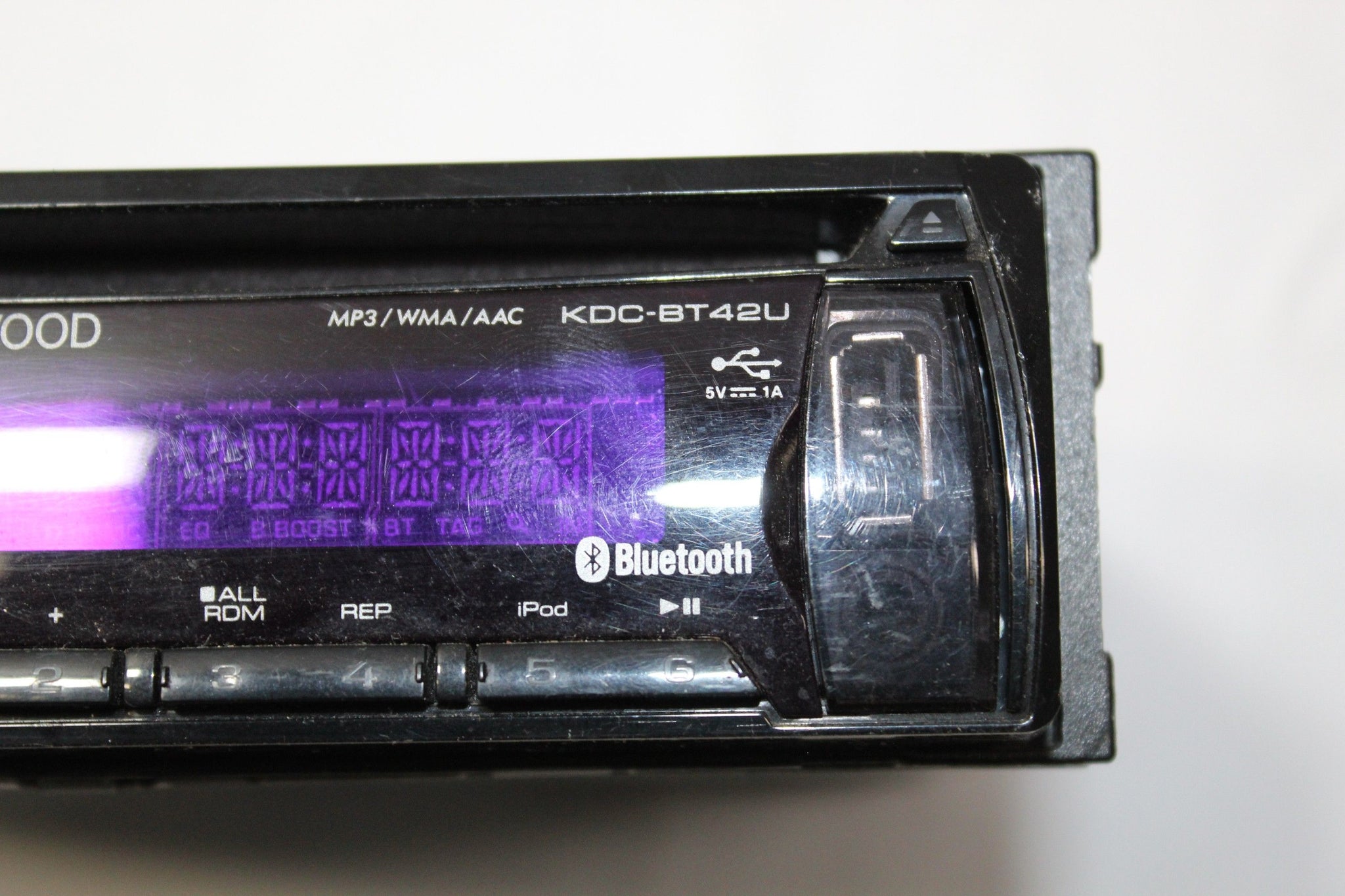 2006 BMW Z4 Single 1Din Radio CD Player Kenwood KDCBT42U