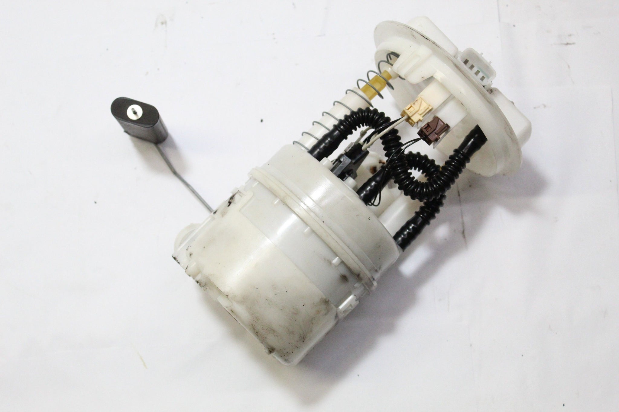 2014 RENAULT CLIO 1.2 FUEL PUMP SENDER UNIT 172027628R
