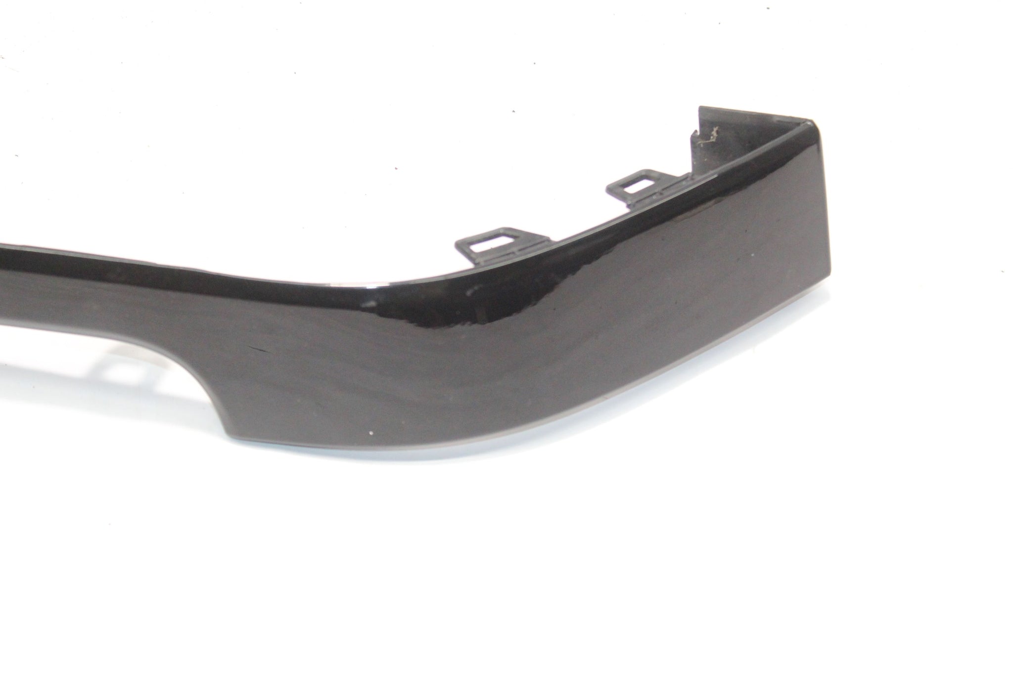2014 RANGE ROVER VOGUE Right side Rear Bumper Trim