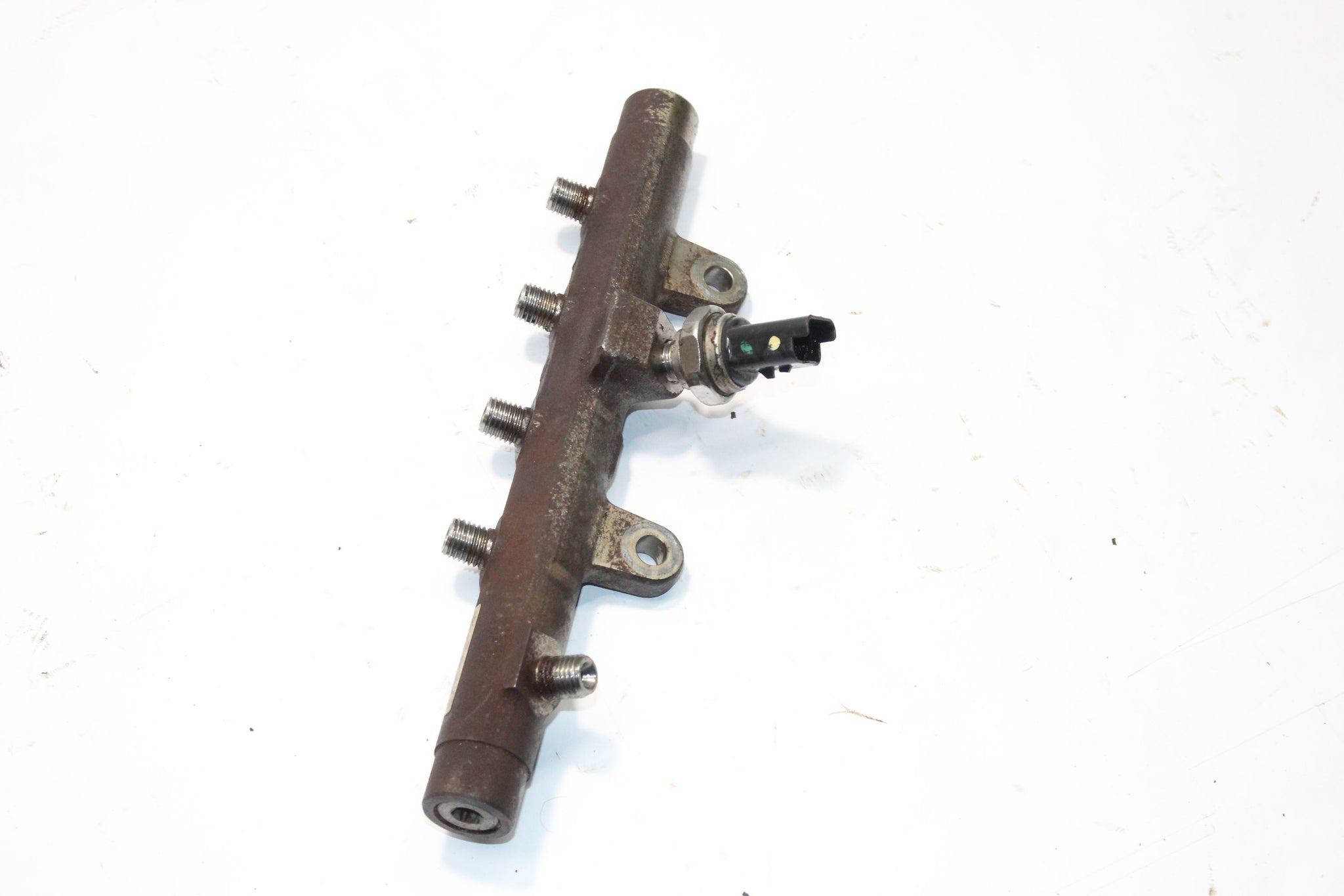 2012 NISSAN QASHQAI +2 1.5 Diesel Fuel Injector Rail 8200704212