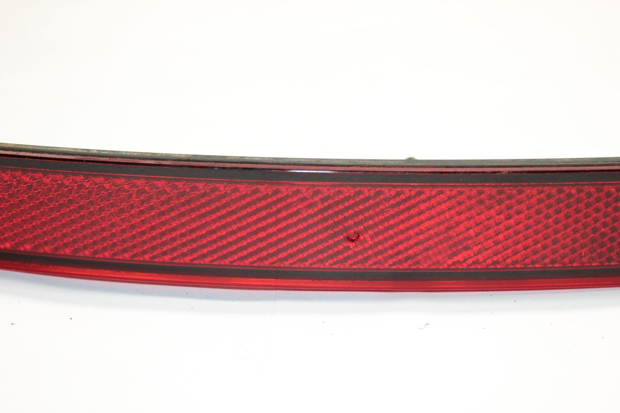 2015 VOLVO XC90 MK2 LEFT SIDE REAR BUMPER REFLECTOR