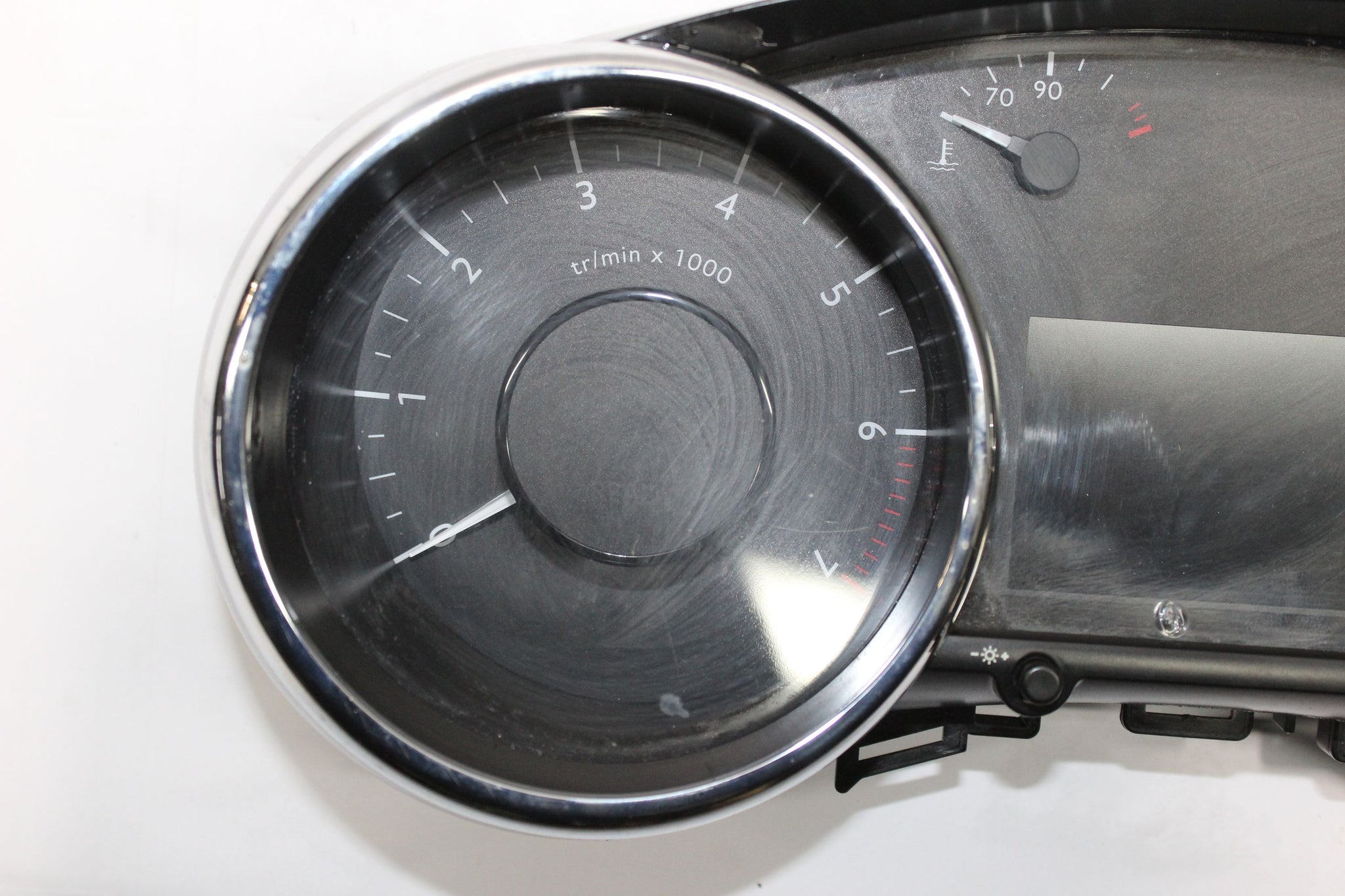 2014 PEUGEOT 5008 1.6 Speedo Instrument Cluster 9804898580