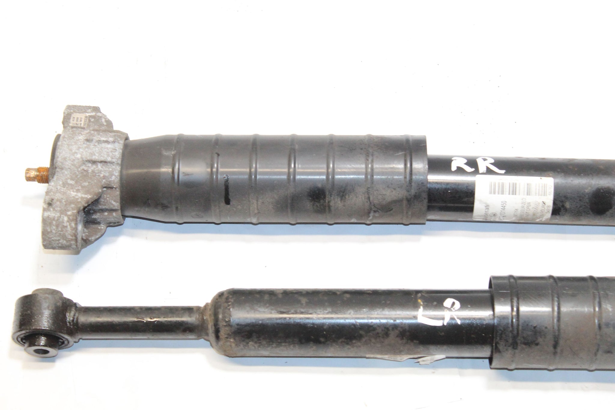 2017 MASERATI GHIBLI 3.0 Rear Shock Absorber Pair 06701014450