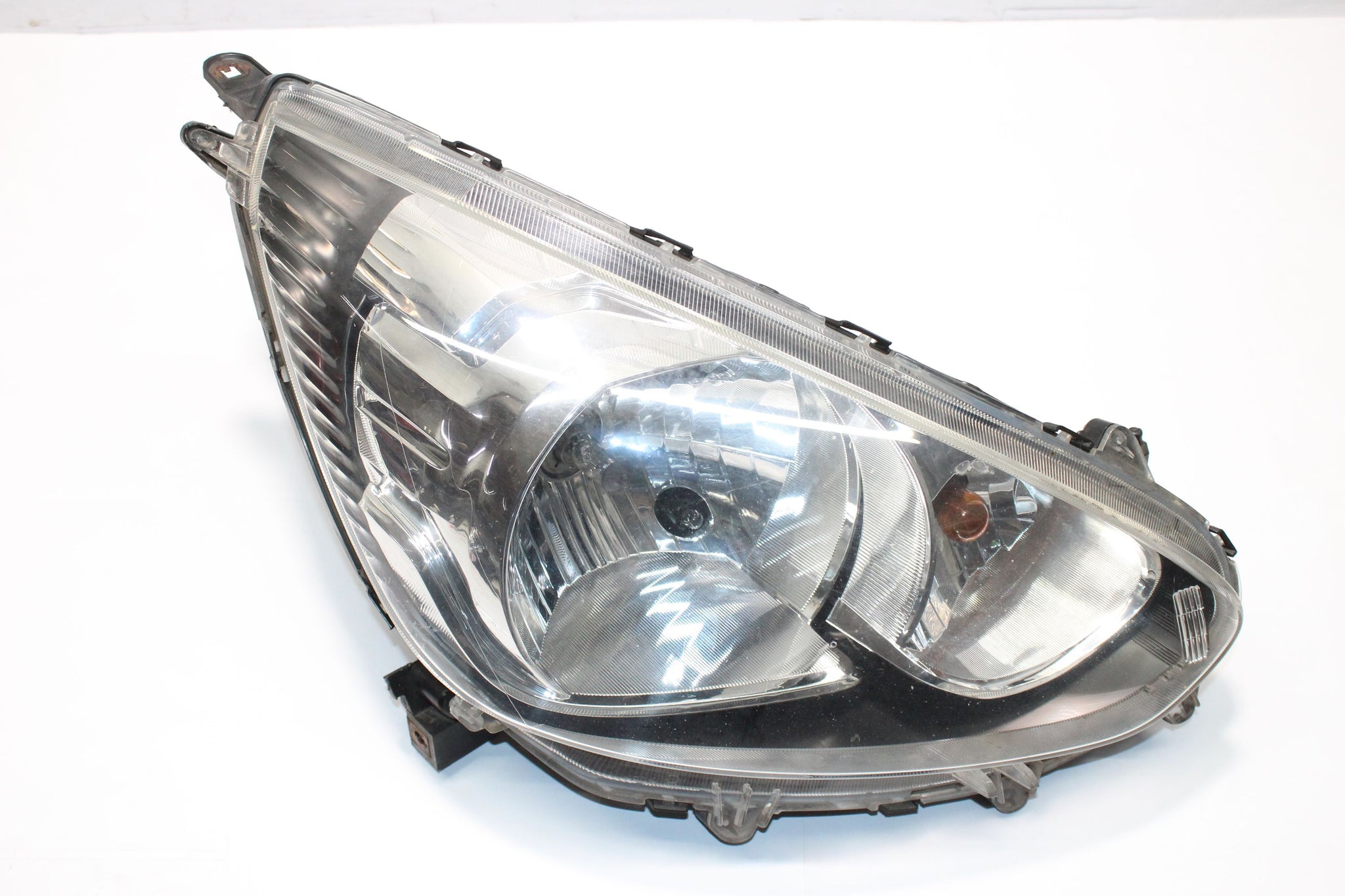 2013 MITSUBISHI MIRAGE Right side Front Headlight