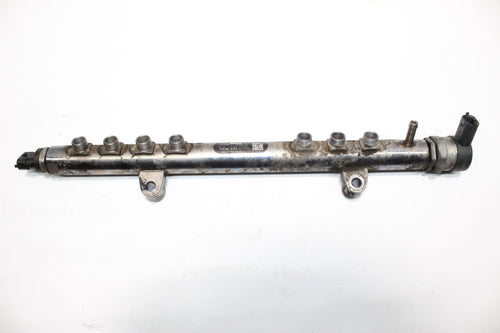 2013 VOLVO V40 2.0 Diesel Fuel Injector Rail 30777759