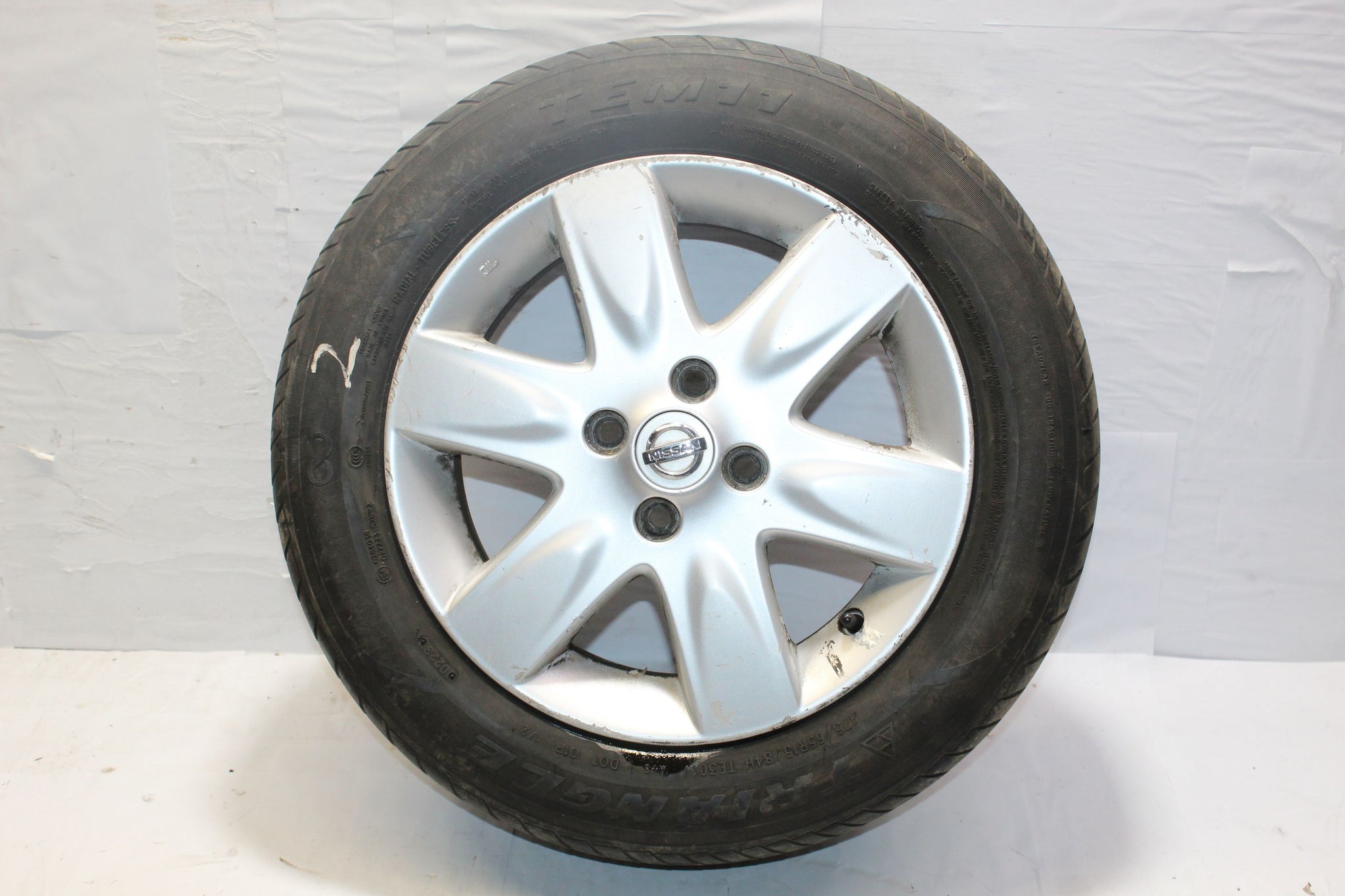 2004 NISSAN MICRA ALLOY WHEEL WITH TYRE 175 / 65 R15 6.3MM