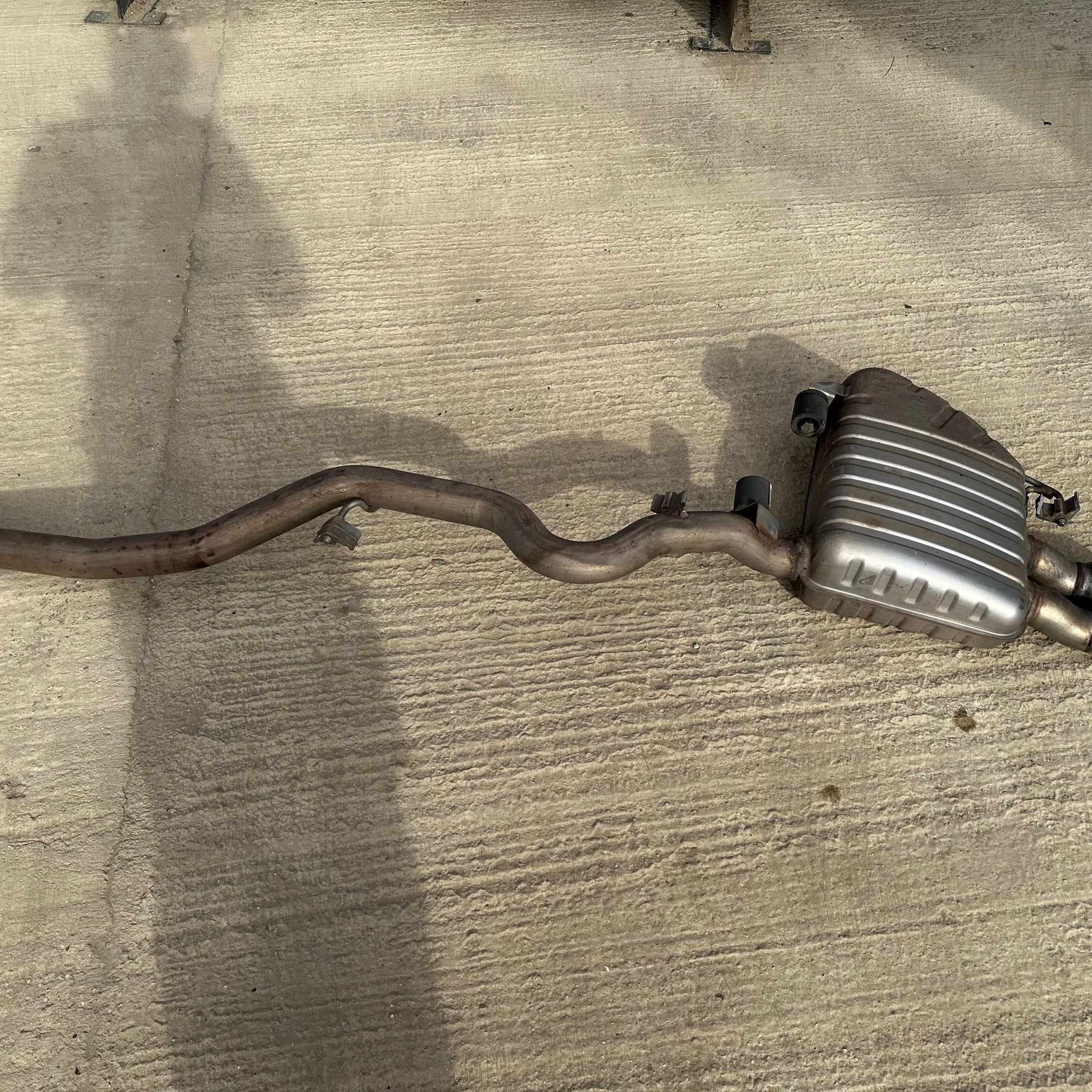 2017 JAGUAR F PACE 2.0 EXHAUST BACK BOX HK83-5E292-PD