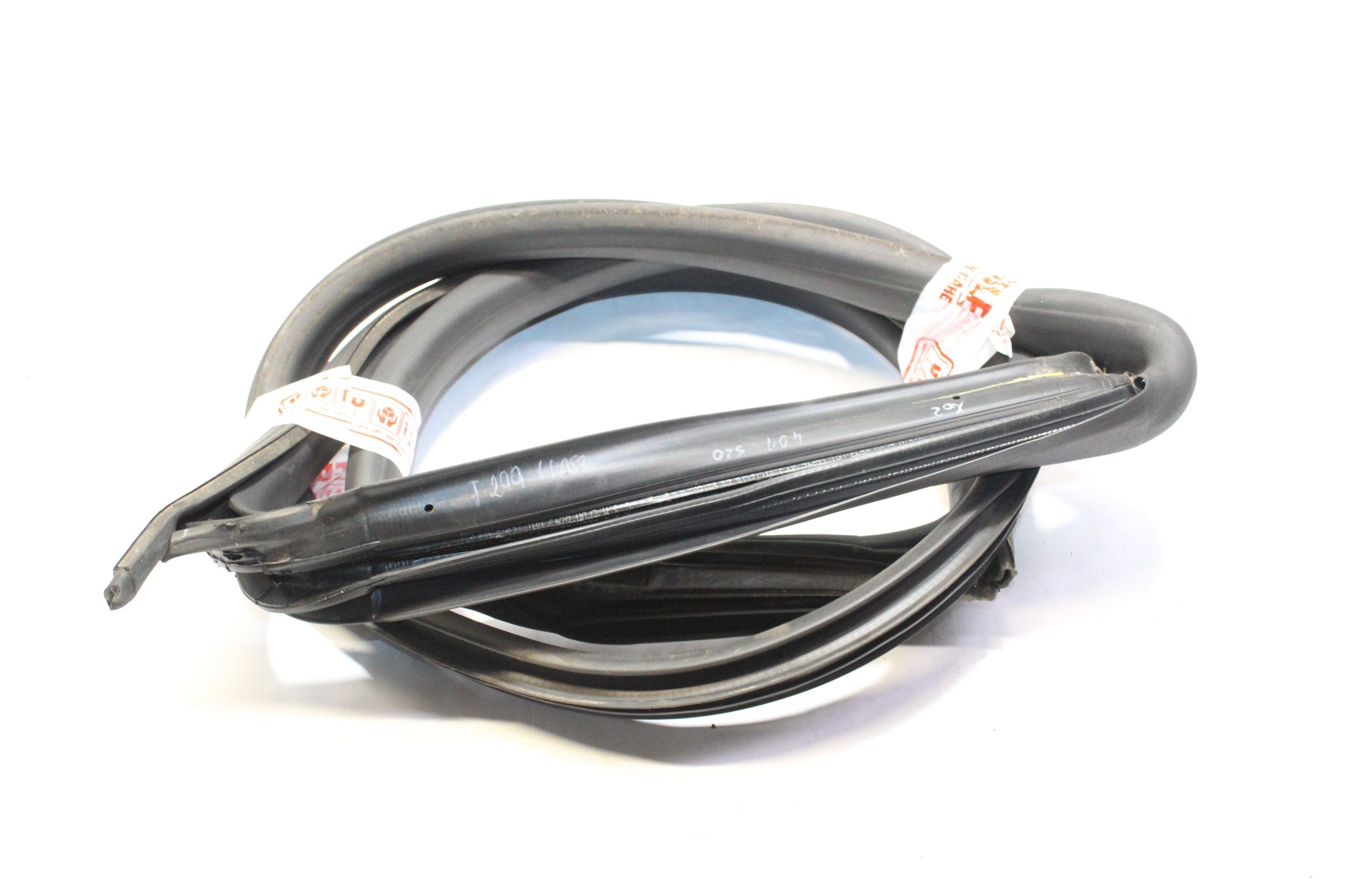 2017 MASERATI GHIBLI Left side Rear Door Seal Rubber