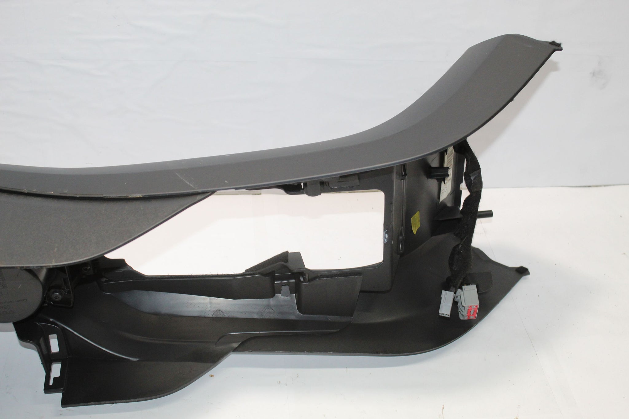 2015 VOLVO V40 Centre Console Armrest