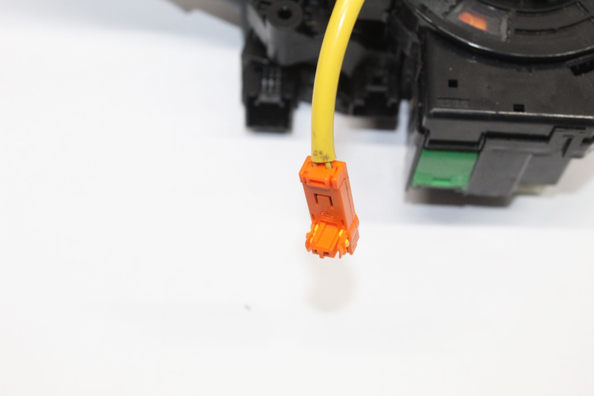 2014 MITSUBISHI OUTLANDER MK3 Indicator Wiper Stalk Squib 8617A013