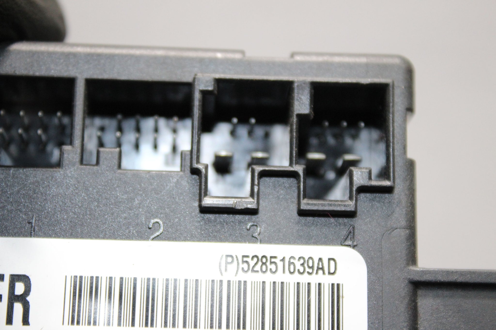 2016 MASERATI GHIBLI Right side Front Door Control Module 52851639AD