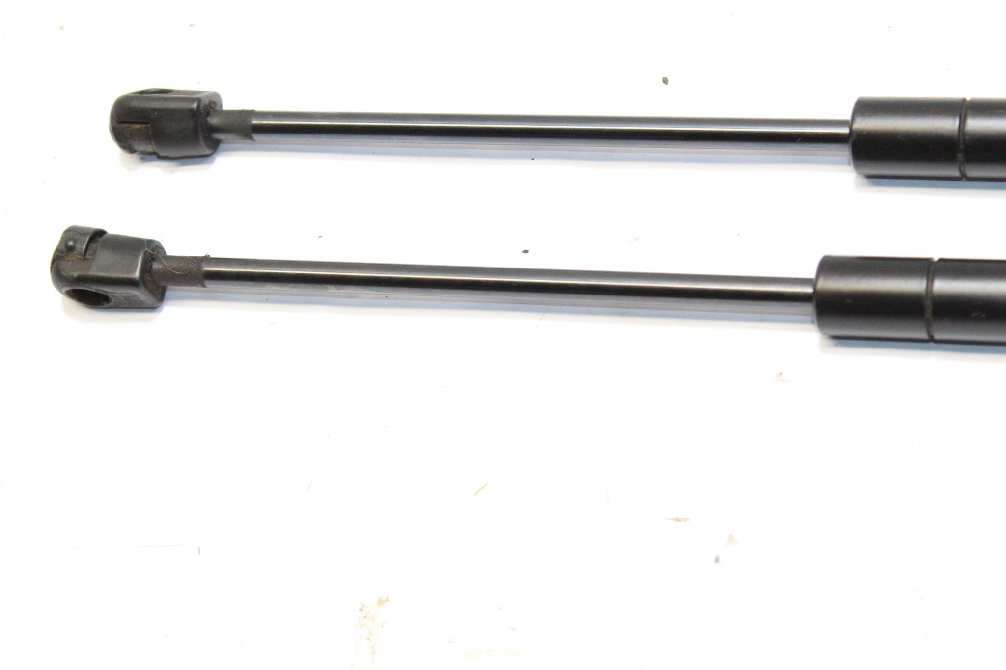 2014 JEEP COMPASS TAILGATE STRUTS 05109514AB (PAIR)