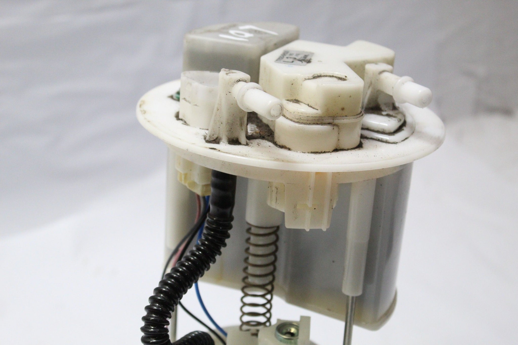 2011 PEUGEOT 107 1.0 Petrol Fuel Pump and Sender Unit 77020-0H030