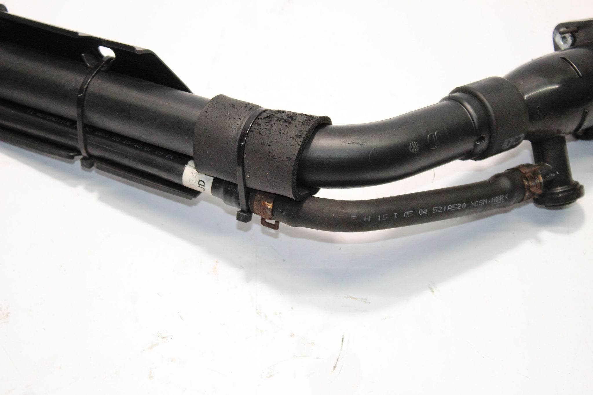2016 HYUNDAI I30 MK2 1.6 Diesel Fuel Filler Neck 31030-A6XXX