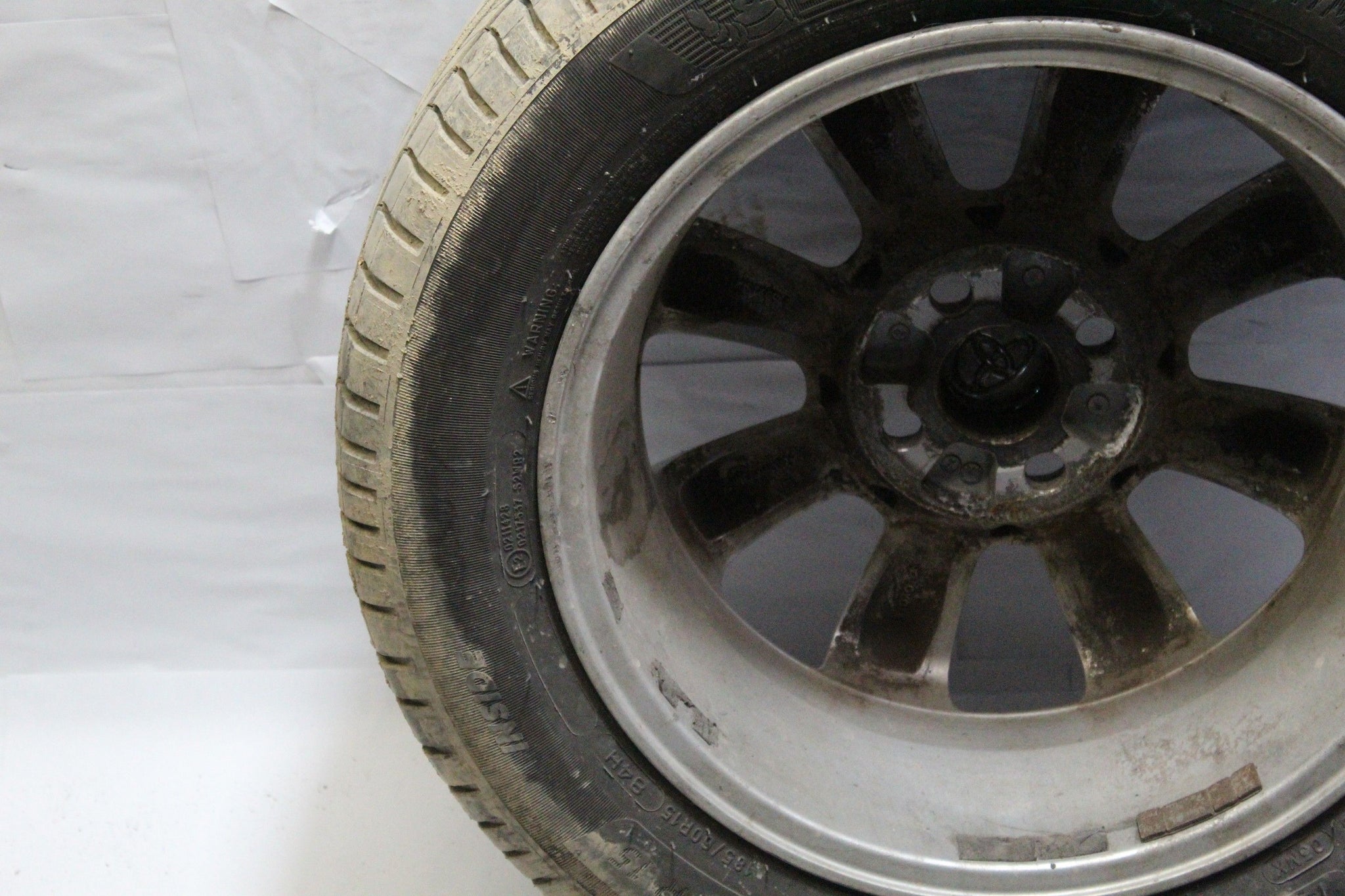 2011 TOYOTA YARIS Alloy Wheel with Tyre 185/60 R15 5.3MM