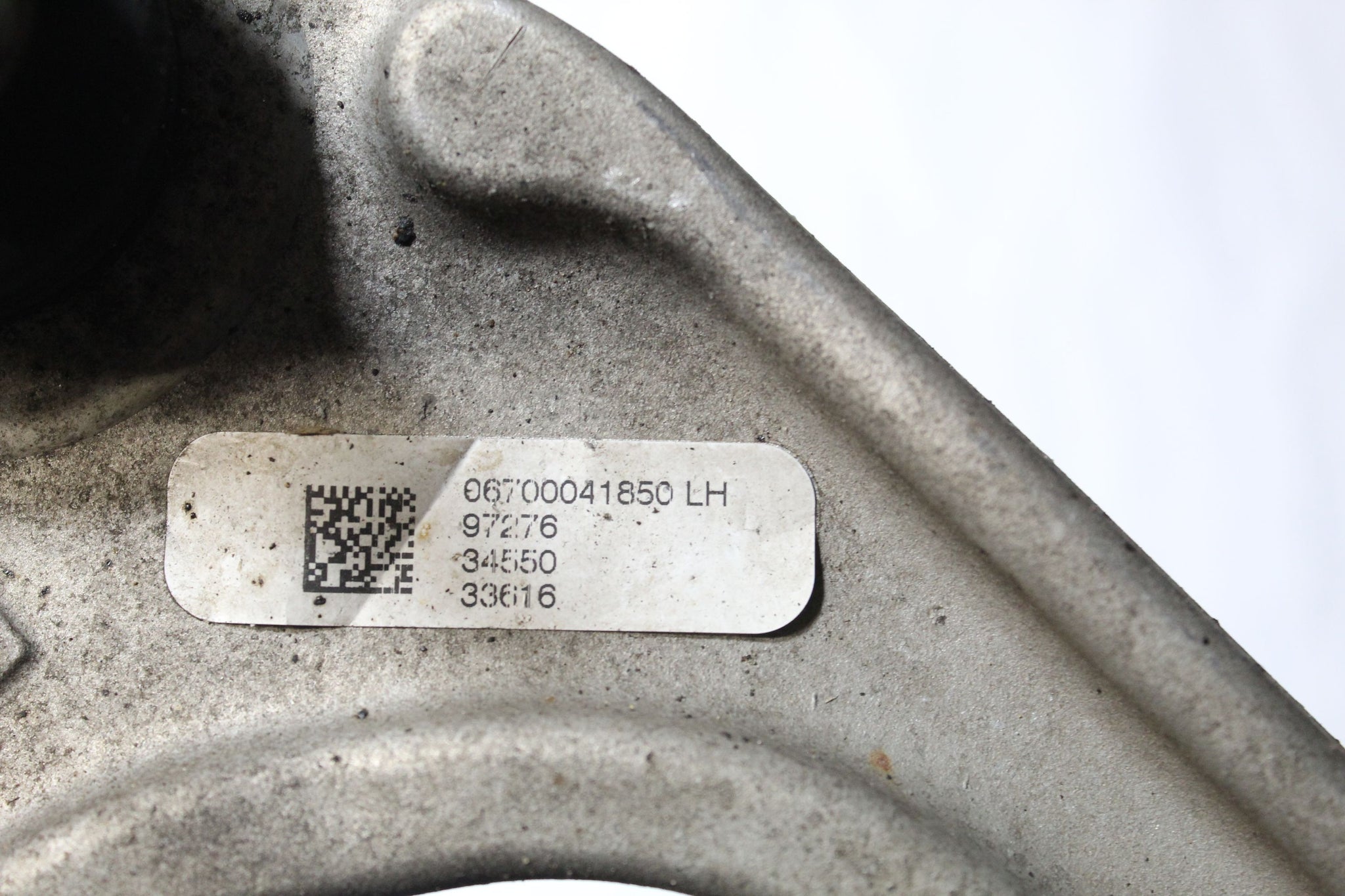 2017 MASERATI GHIBLI 3.0 Left side Front Top Wishbone Control Arm 6700041850