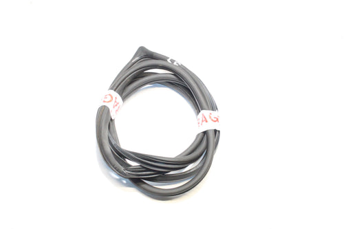 2015 SSANGYONG KORANDO Left side Front Door Seal Rubber